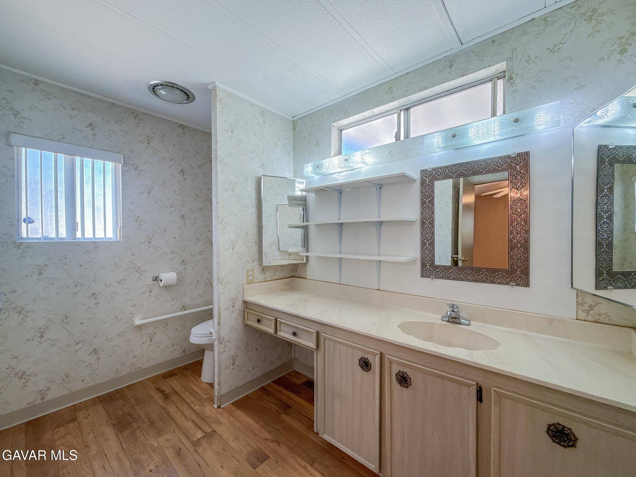 2550 E Avenue I, Spc 40 Property Photo 27