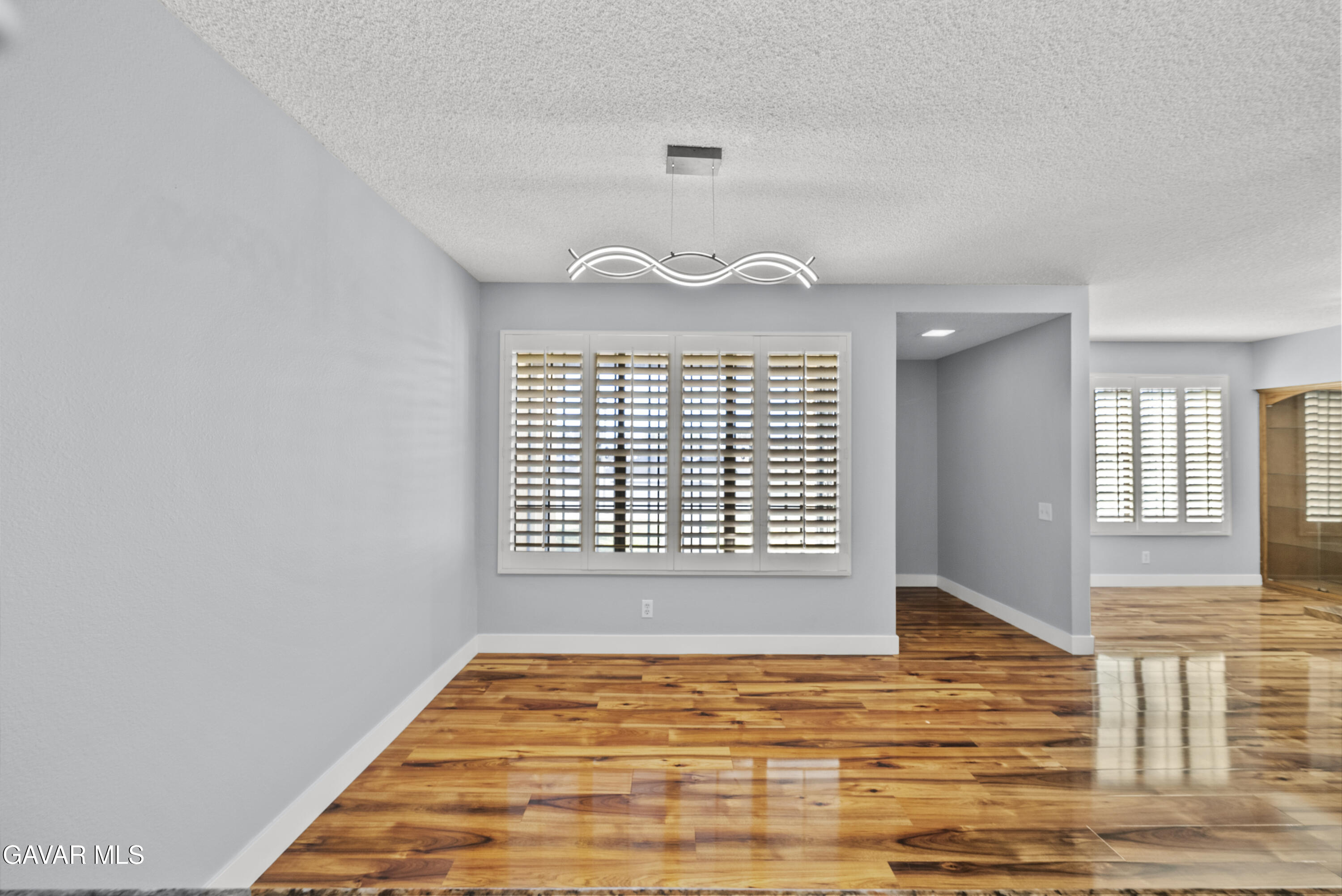 42805 15th Street Property Photo 6