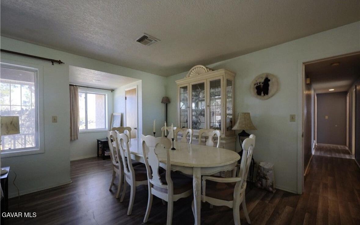 7540 W Avenue A Property Photo 4
