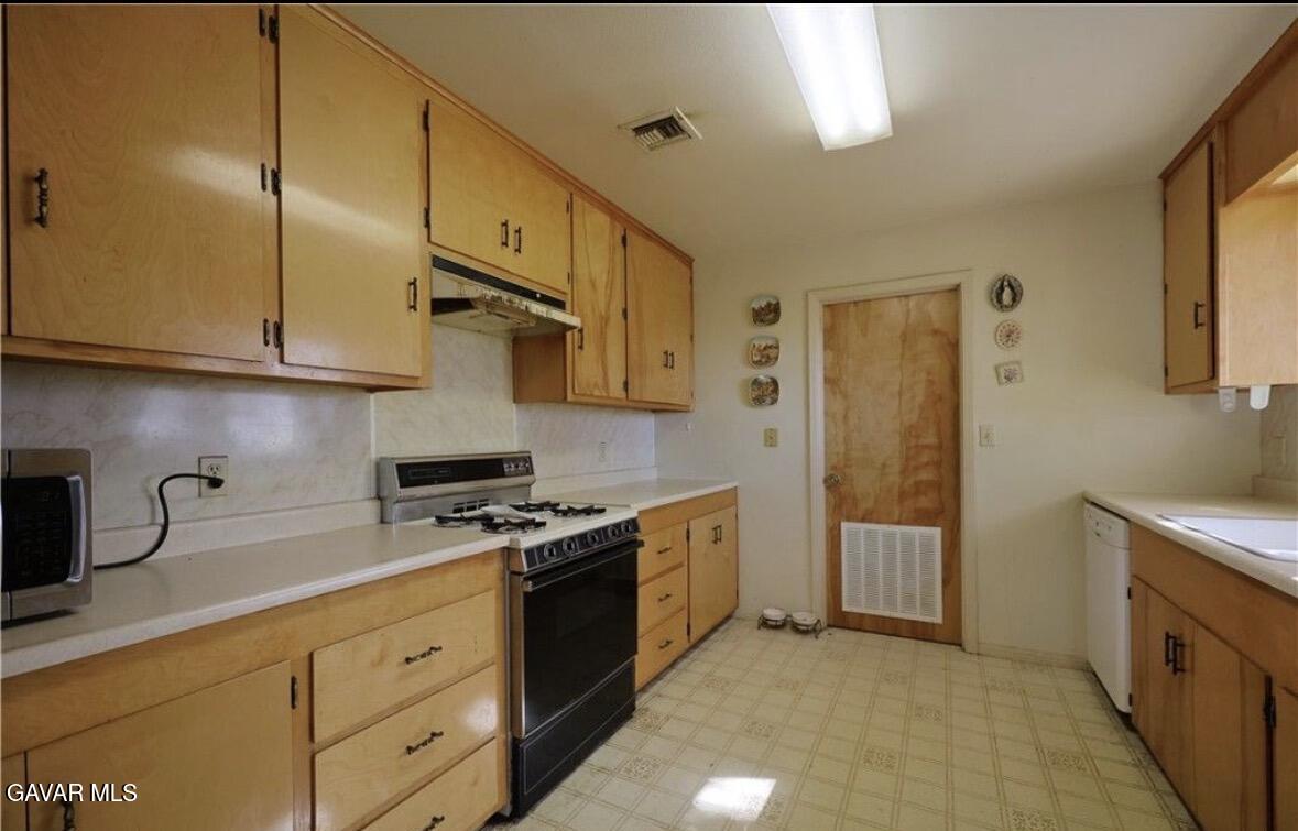 7540 W Avenue A Property Photo 14