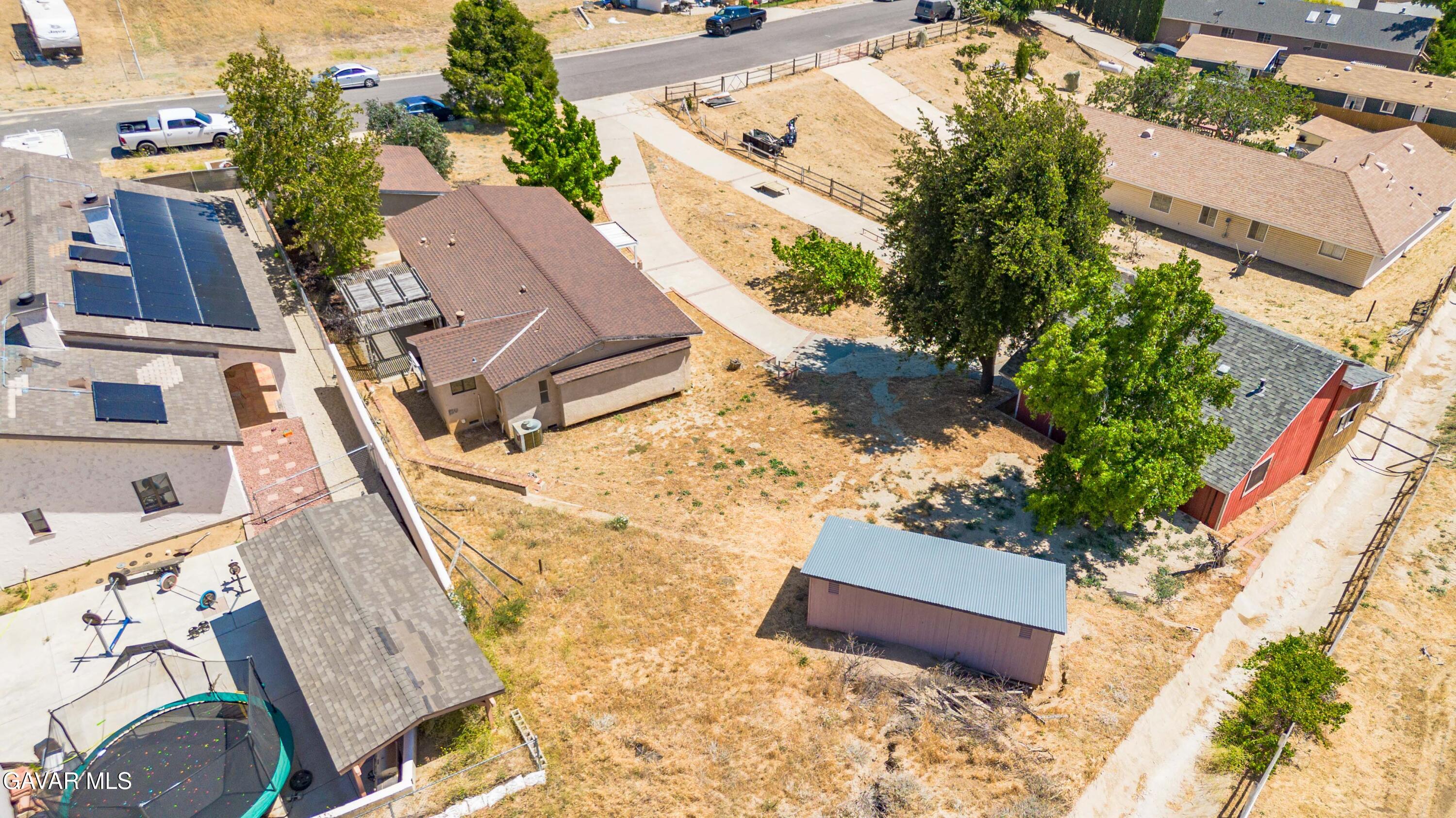 42871 Leadhill Drive Property Photo 3