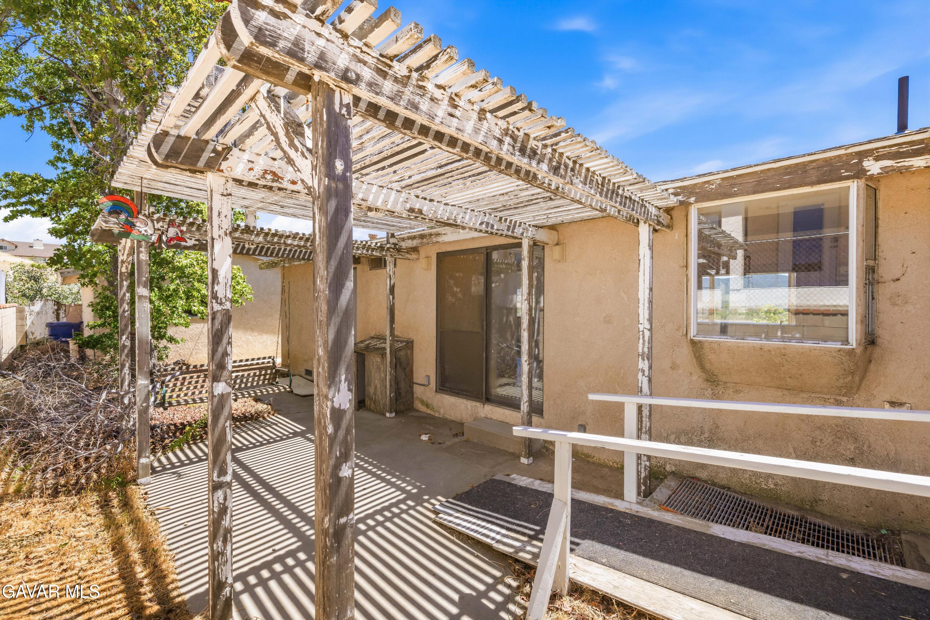 42871 Leadhill Drive Property Photo 16