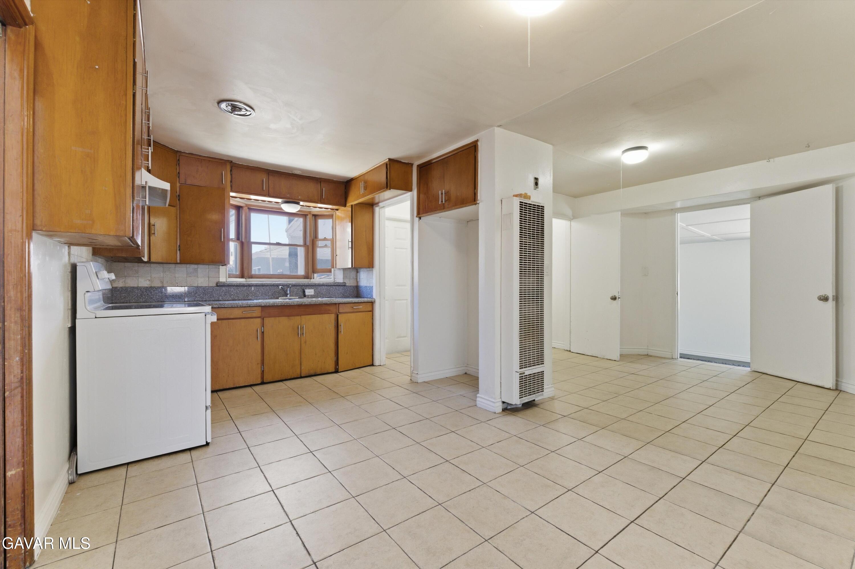 44509 Date Avenue Property Photo 13