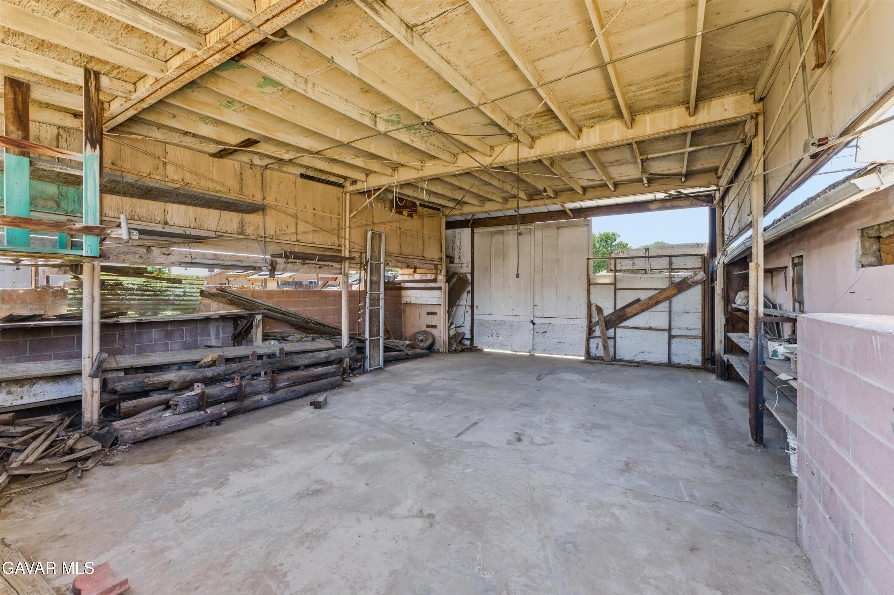 44509 Date Avenue Property Photo 17