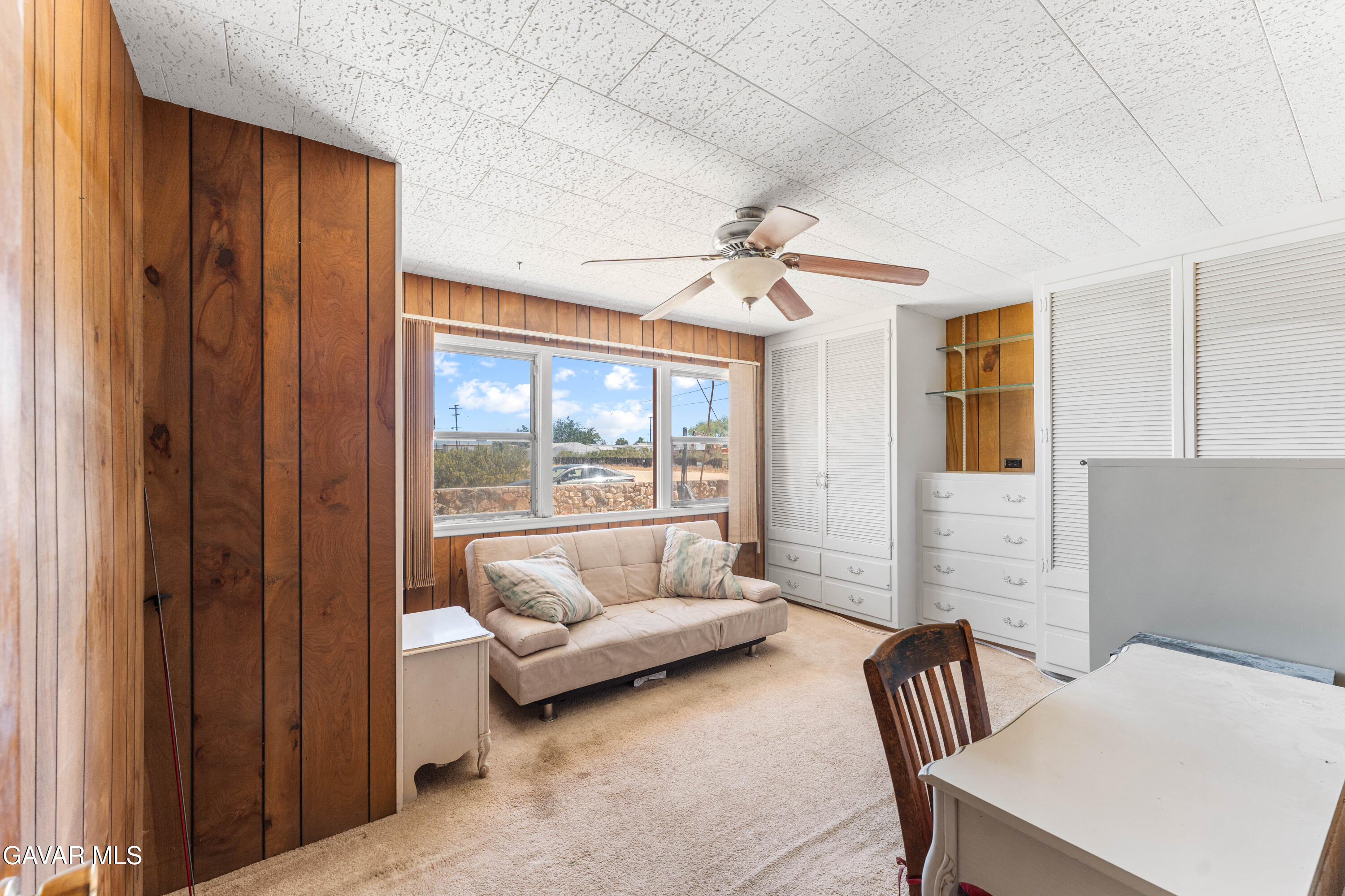 18123 Avenue A Property Photo 14