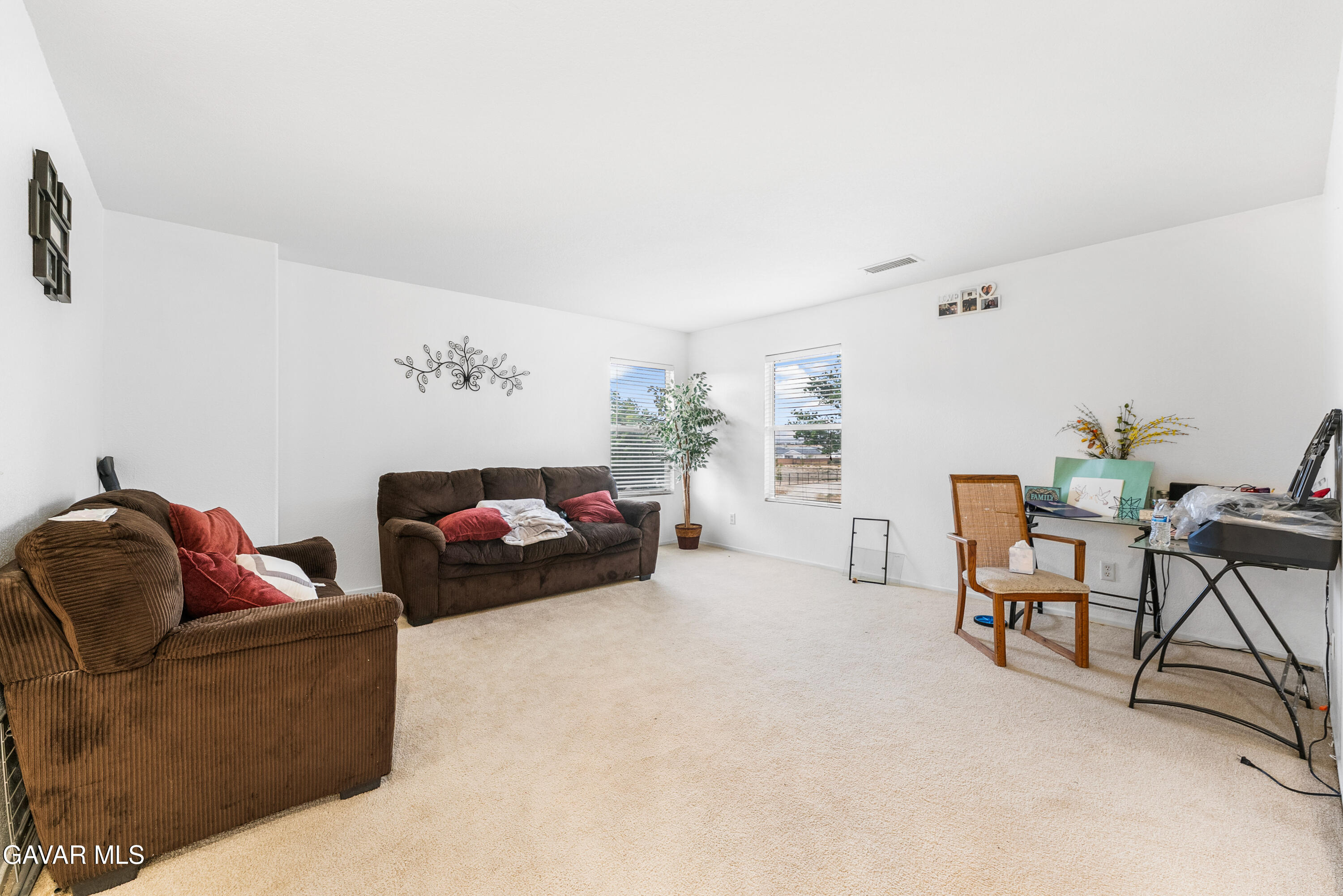 43525 Rucker Street Property Photo 10
