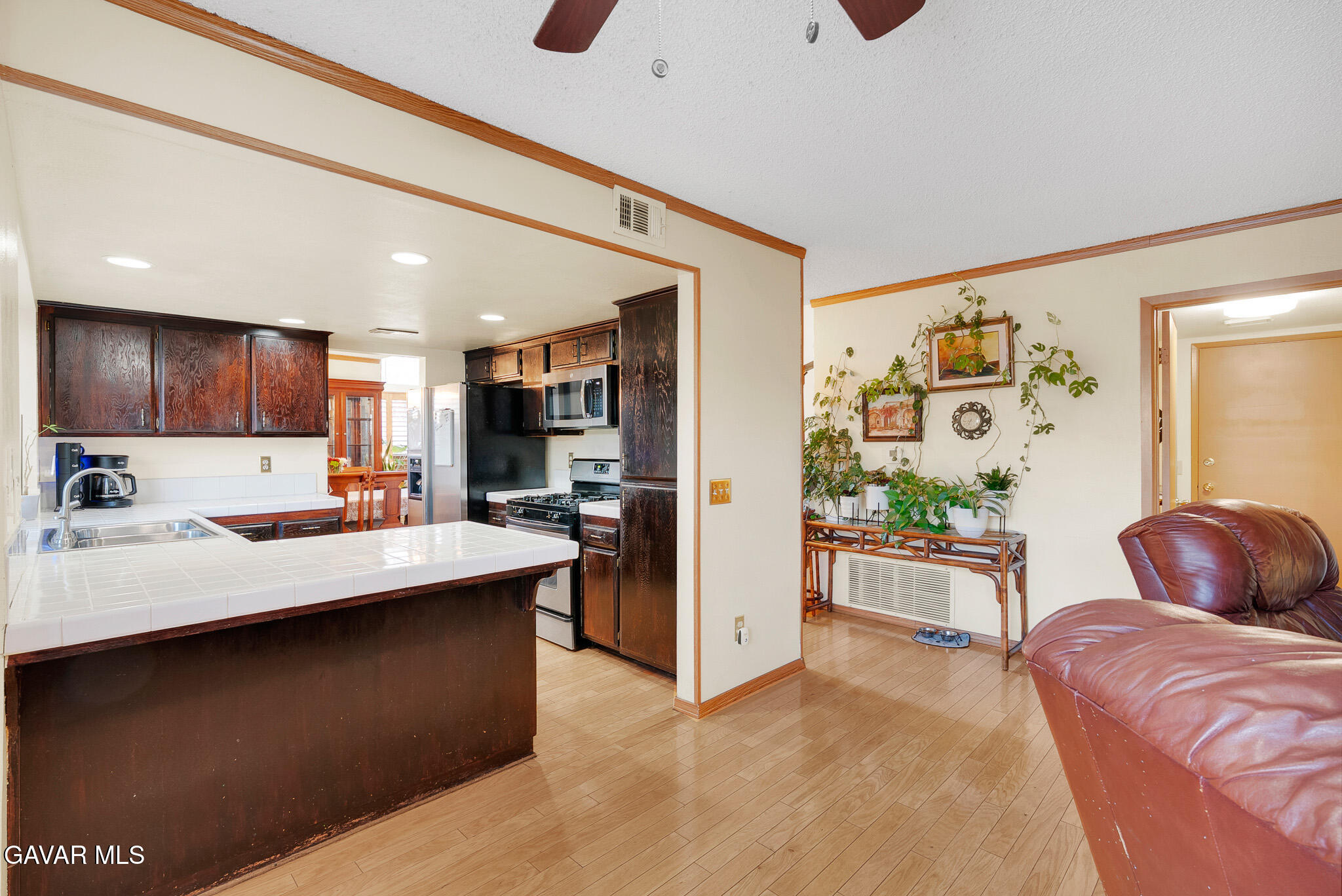 1147 Garnet Avenue Property Photo 11