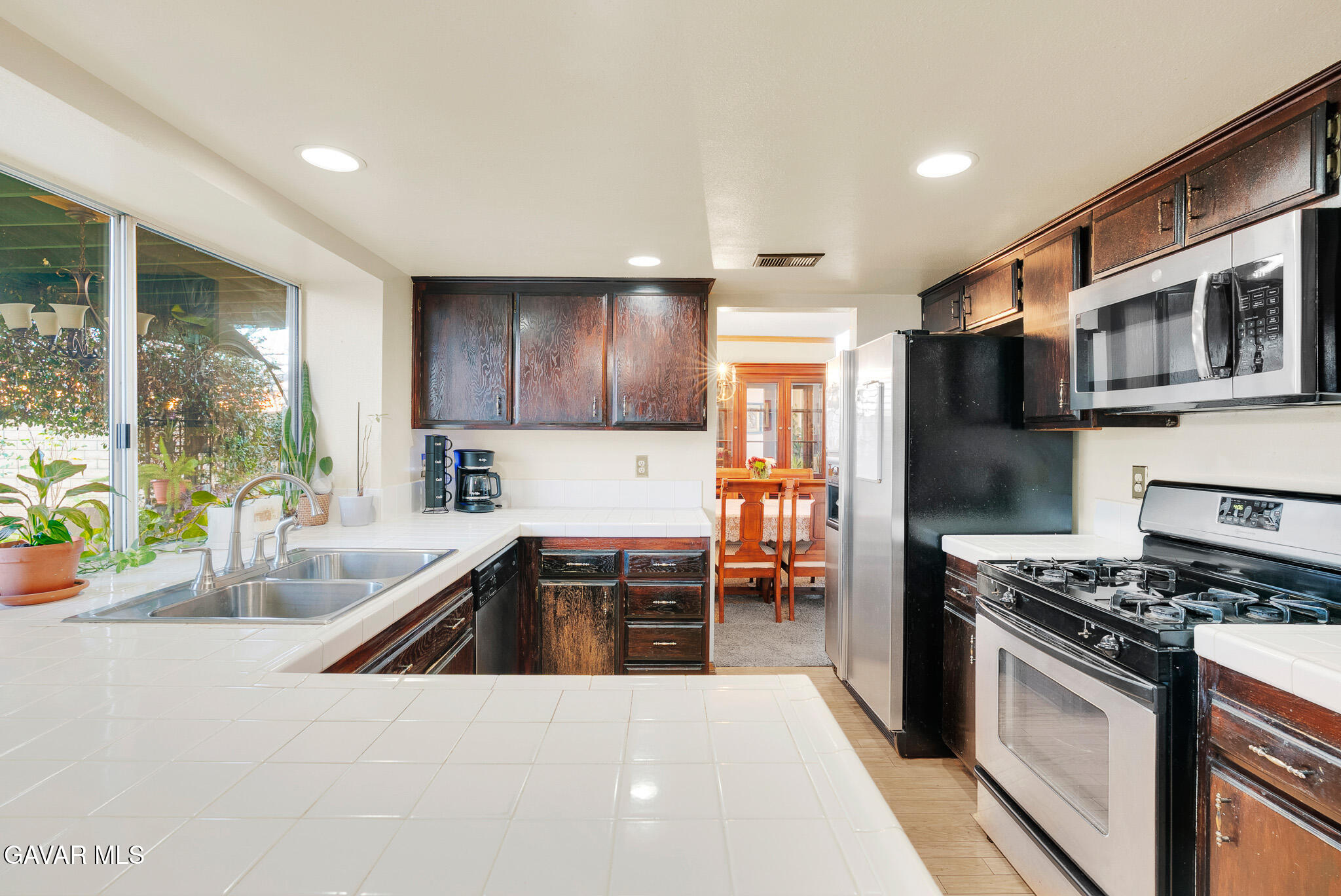 1147 Garnet Avenue Property Photo 13