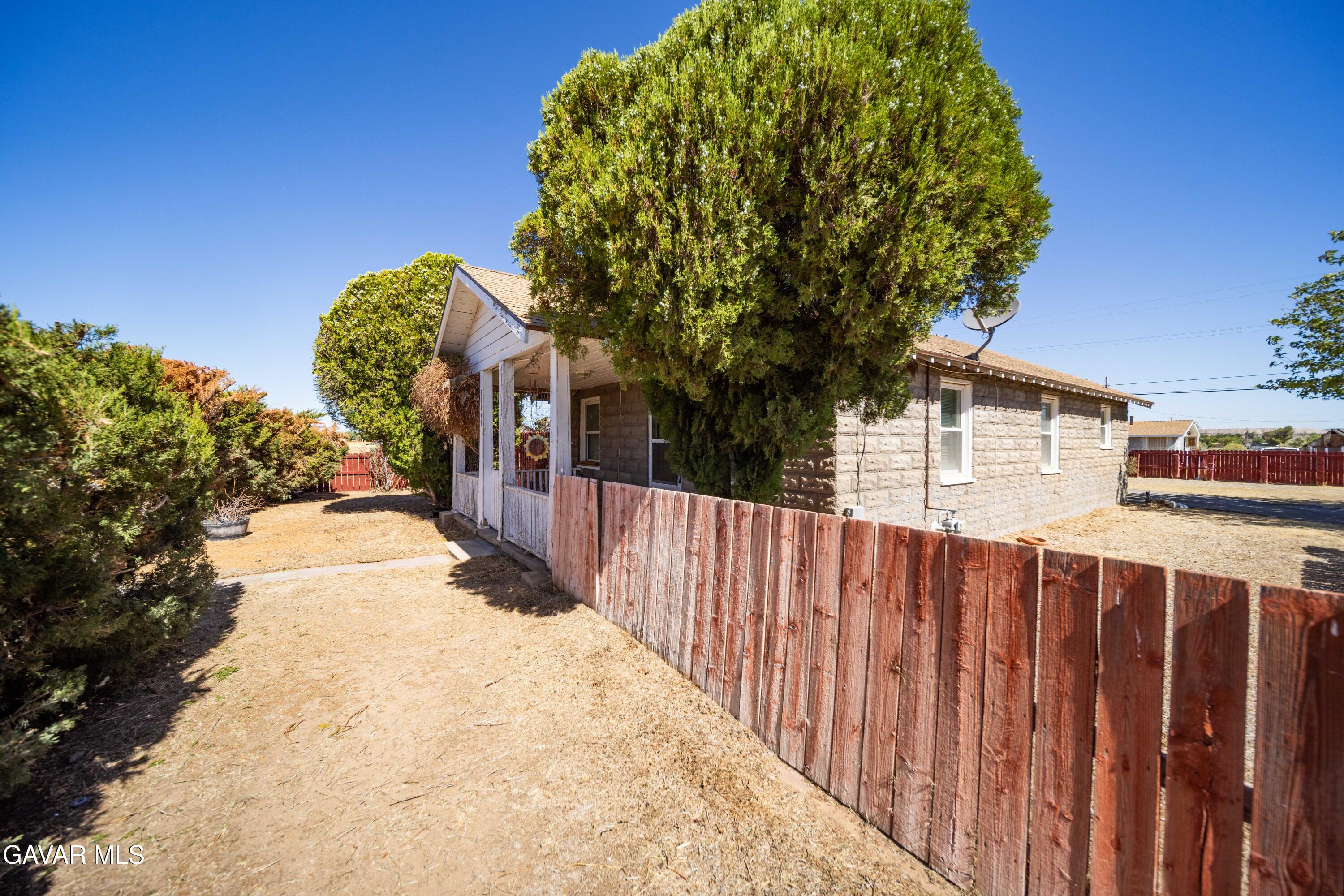 26849 Nichols Street Property Photo 3