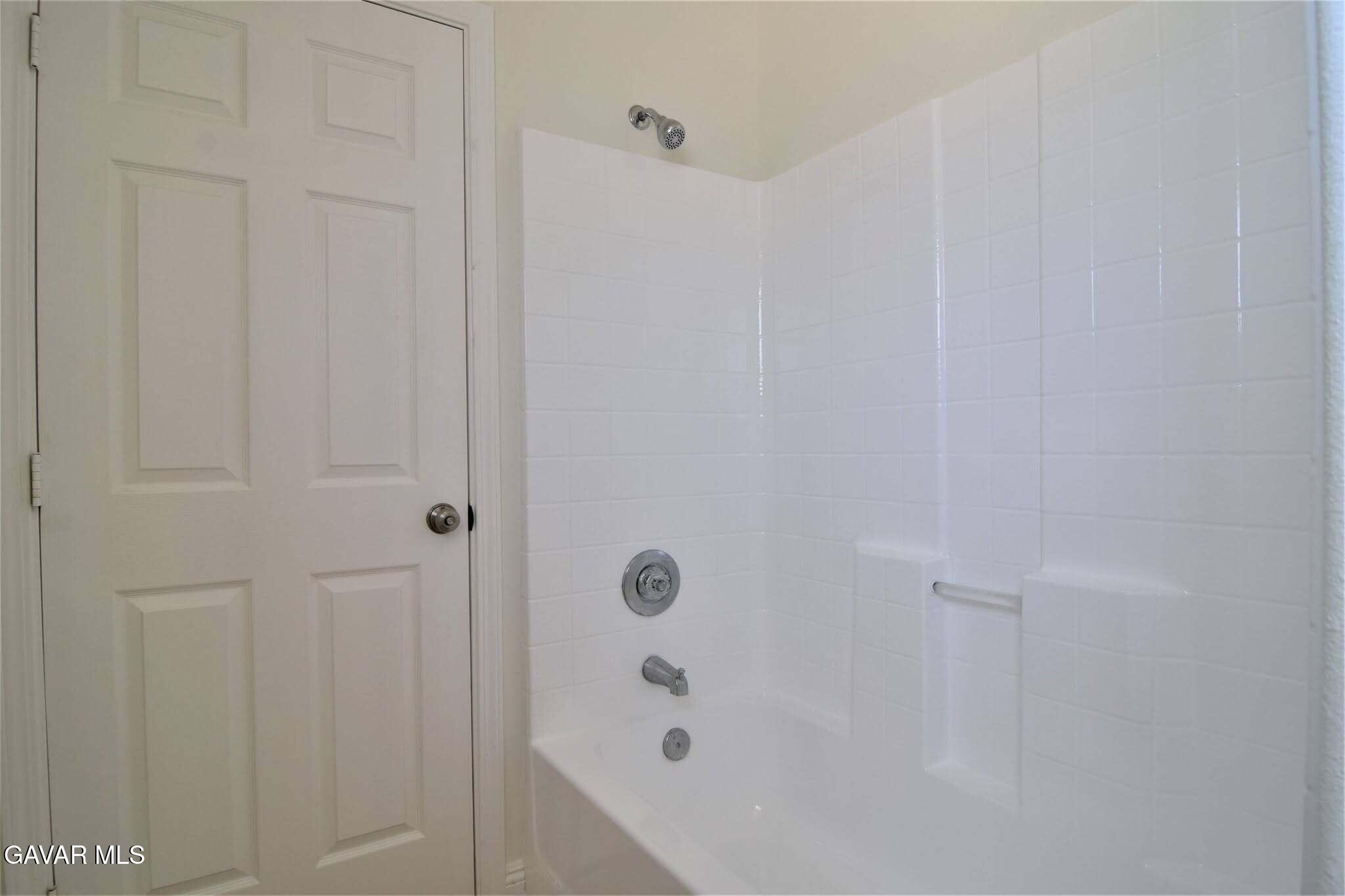 9734 S Avenue S-8 Property Photo 15