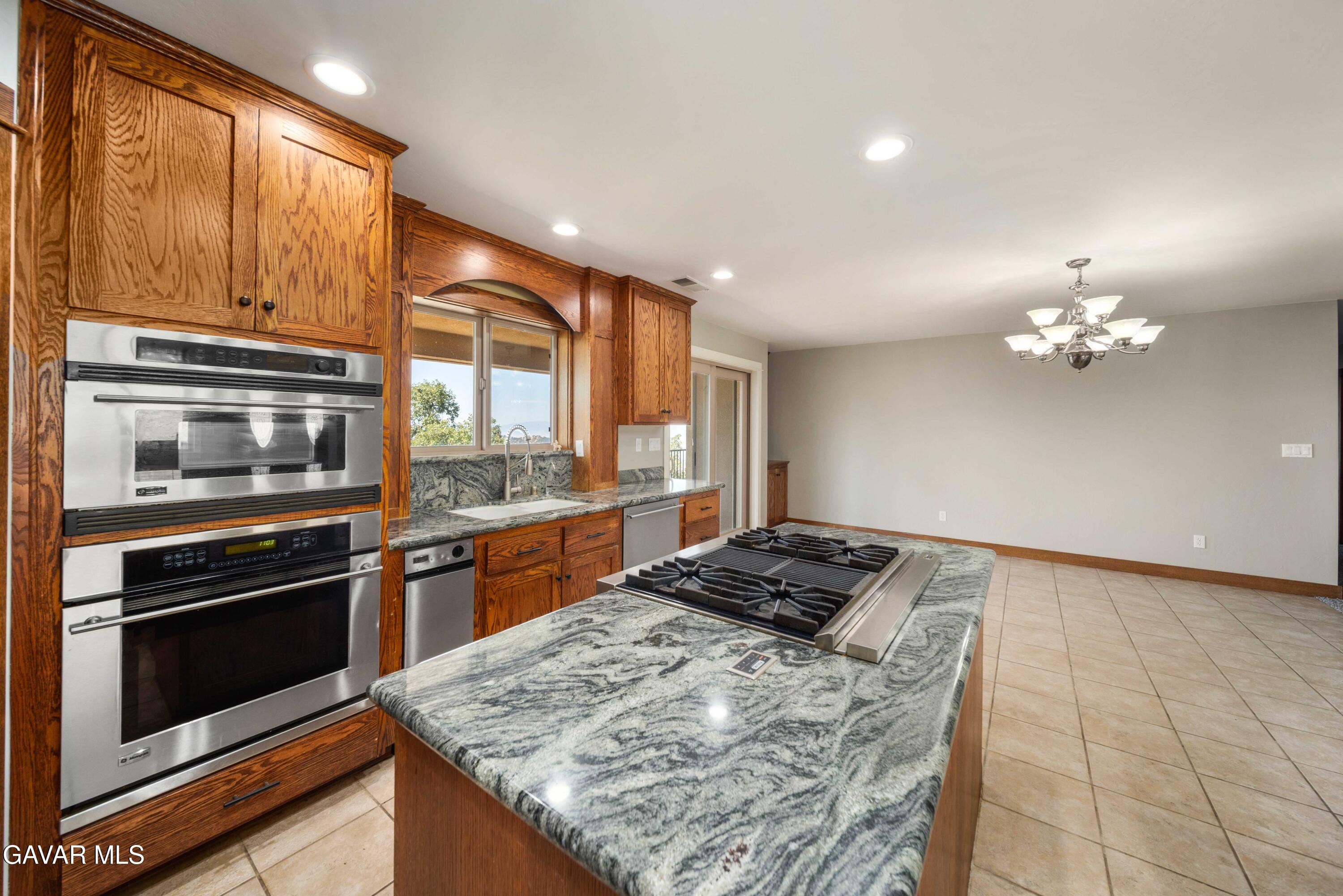 29600 Goldspike Road Property Photo 14