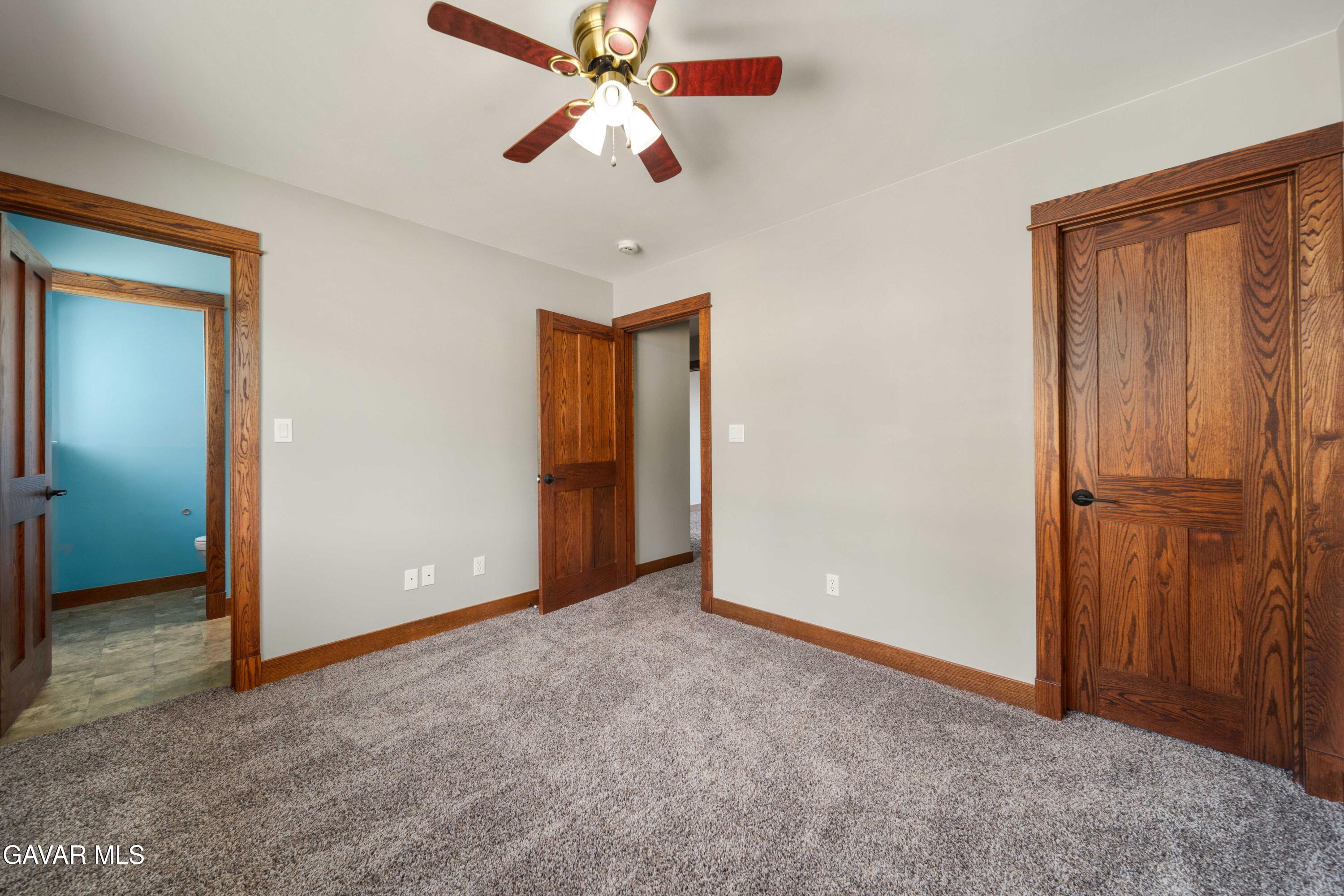 29600 Goldspike Road Property Photo 19