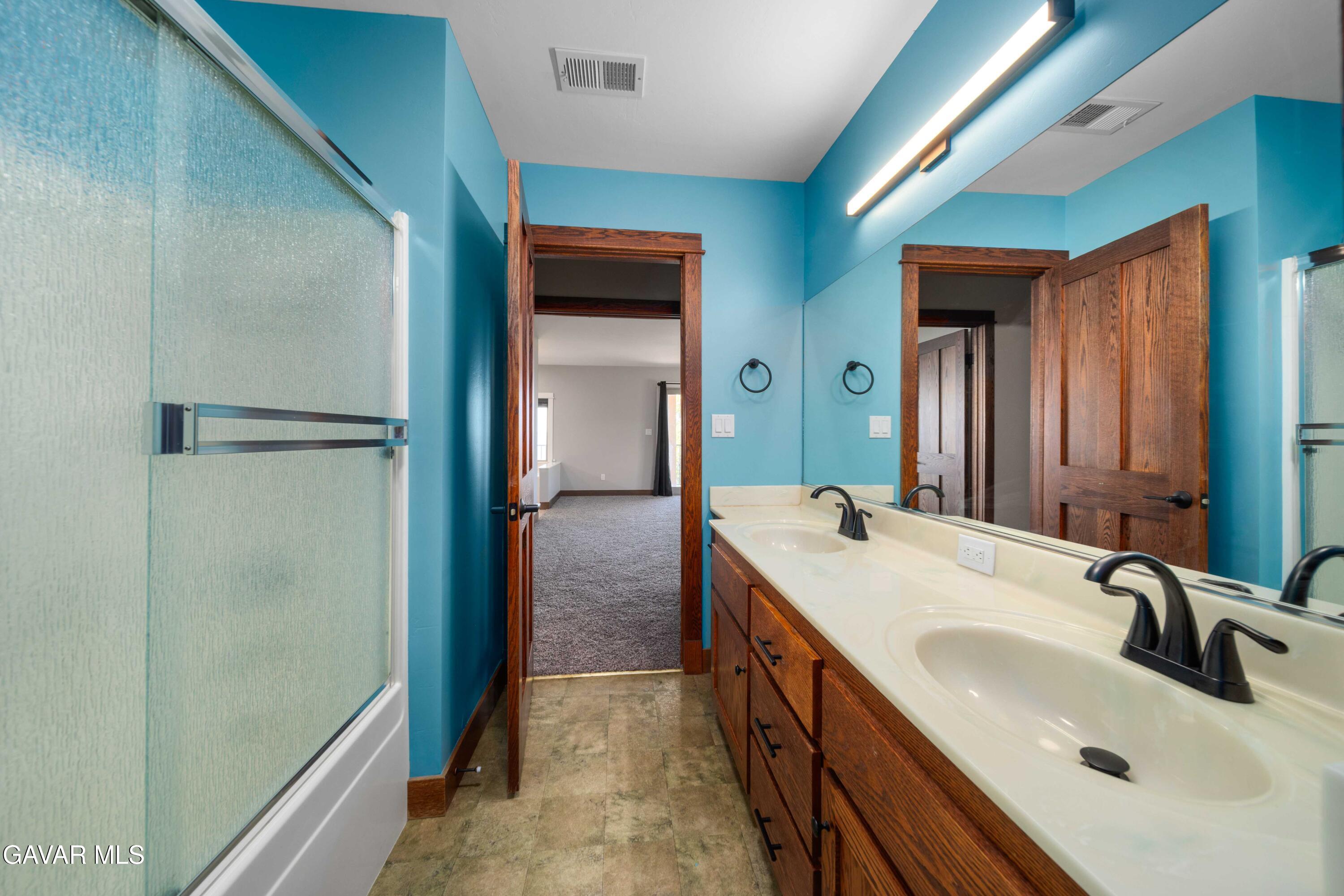 29600 Goldspike Road Property Photo 21