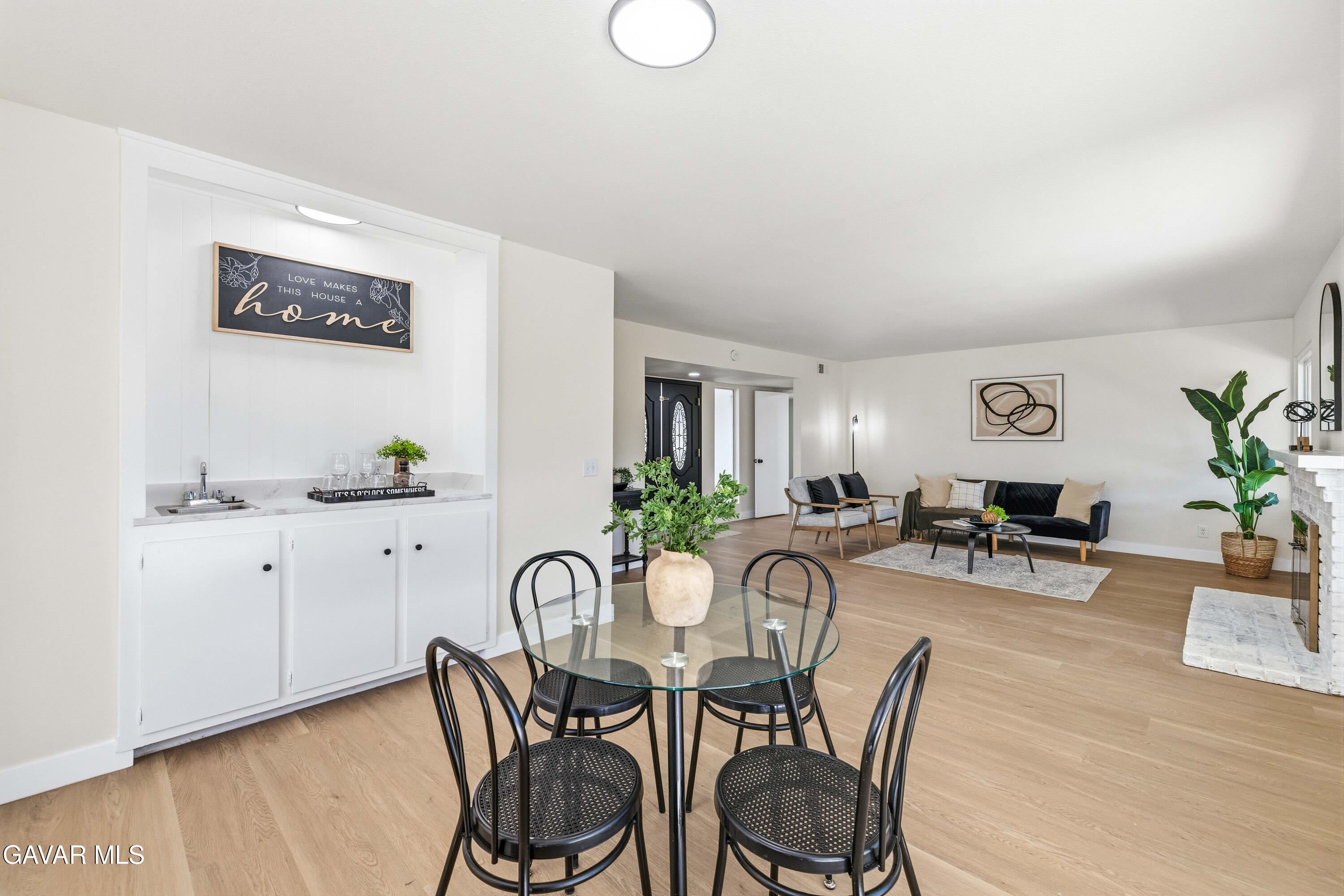 556 Callet Street Property Photo 6