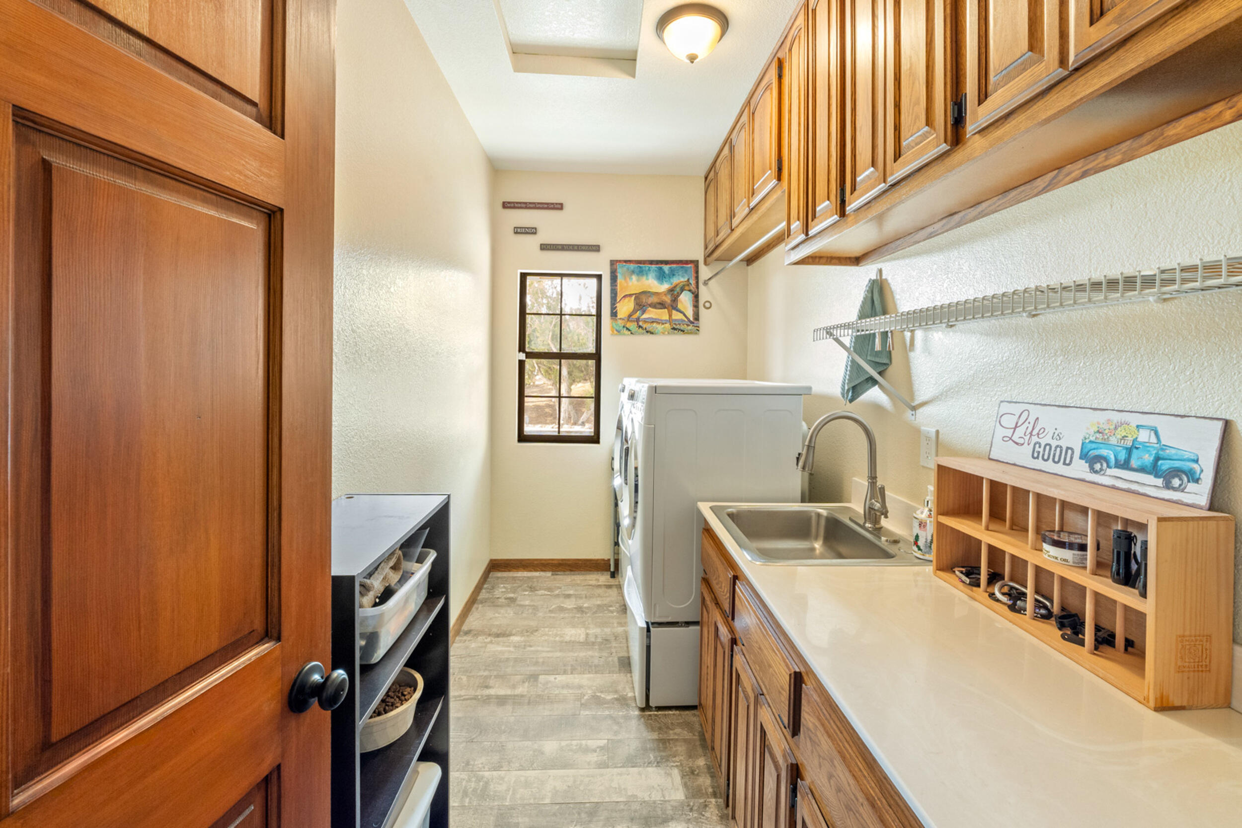 6535 Juniper Crest Road Property Photo 17