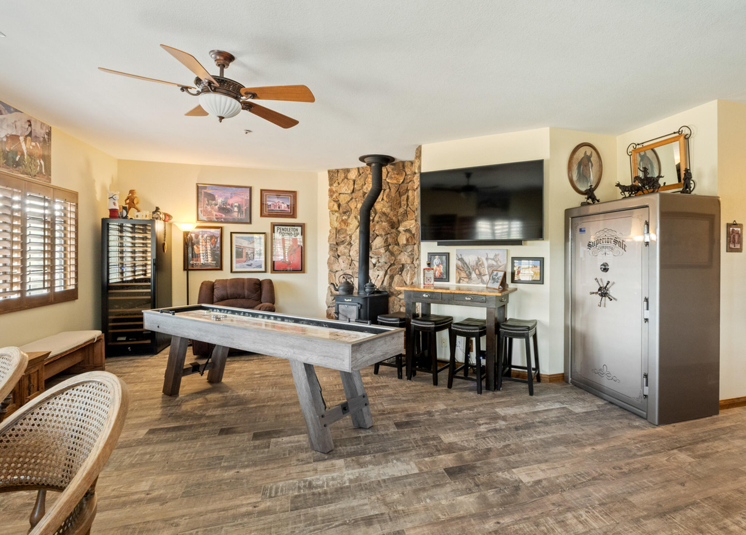 6535 Juniper Crest Road Property Photo 26