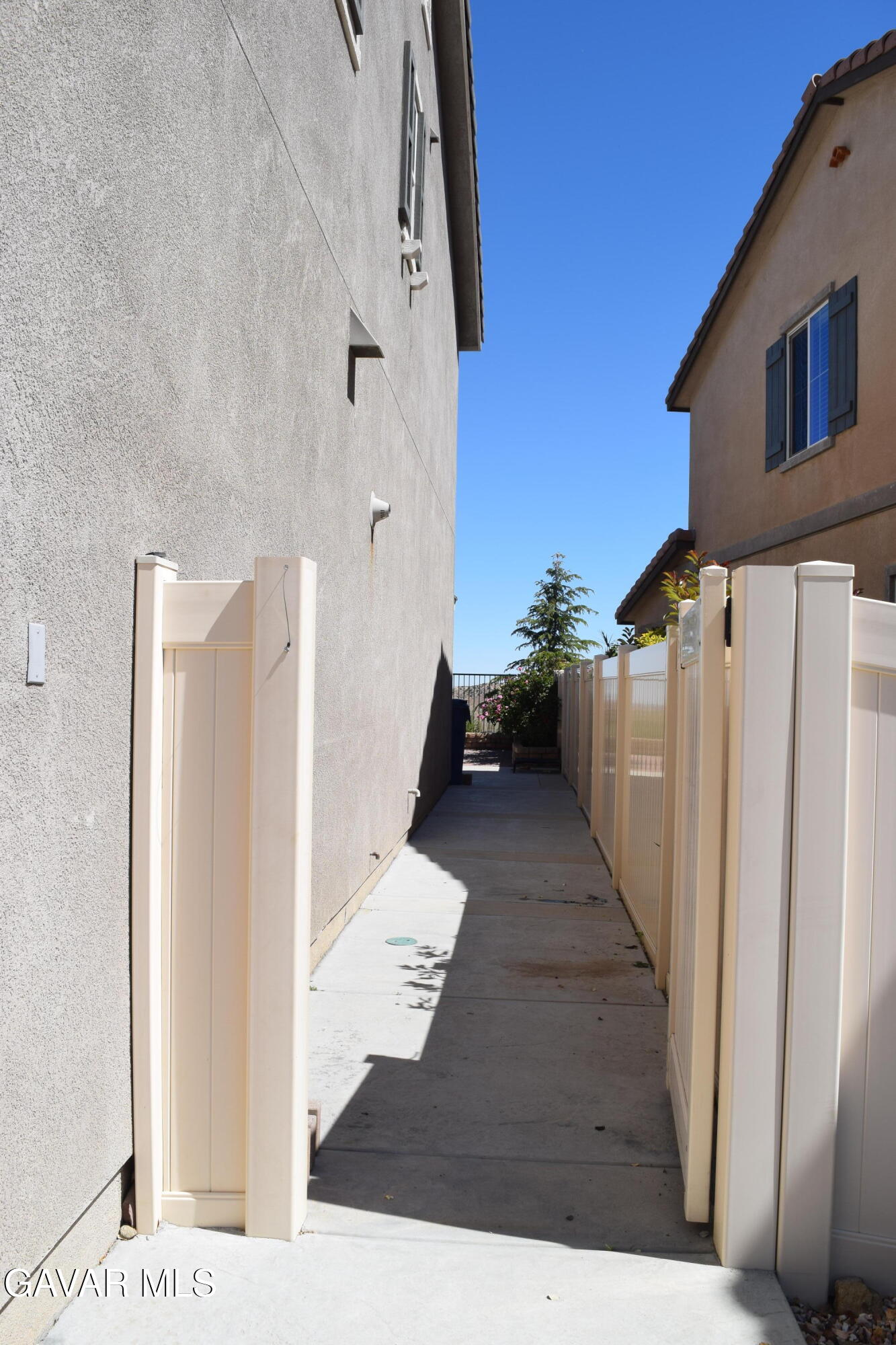 2901 Bracken Way Property Photo 4