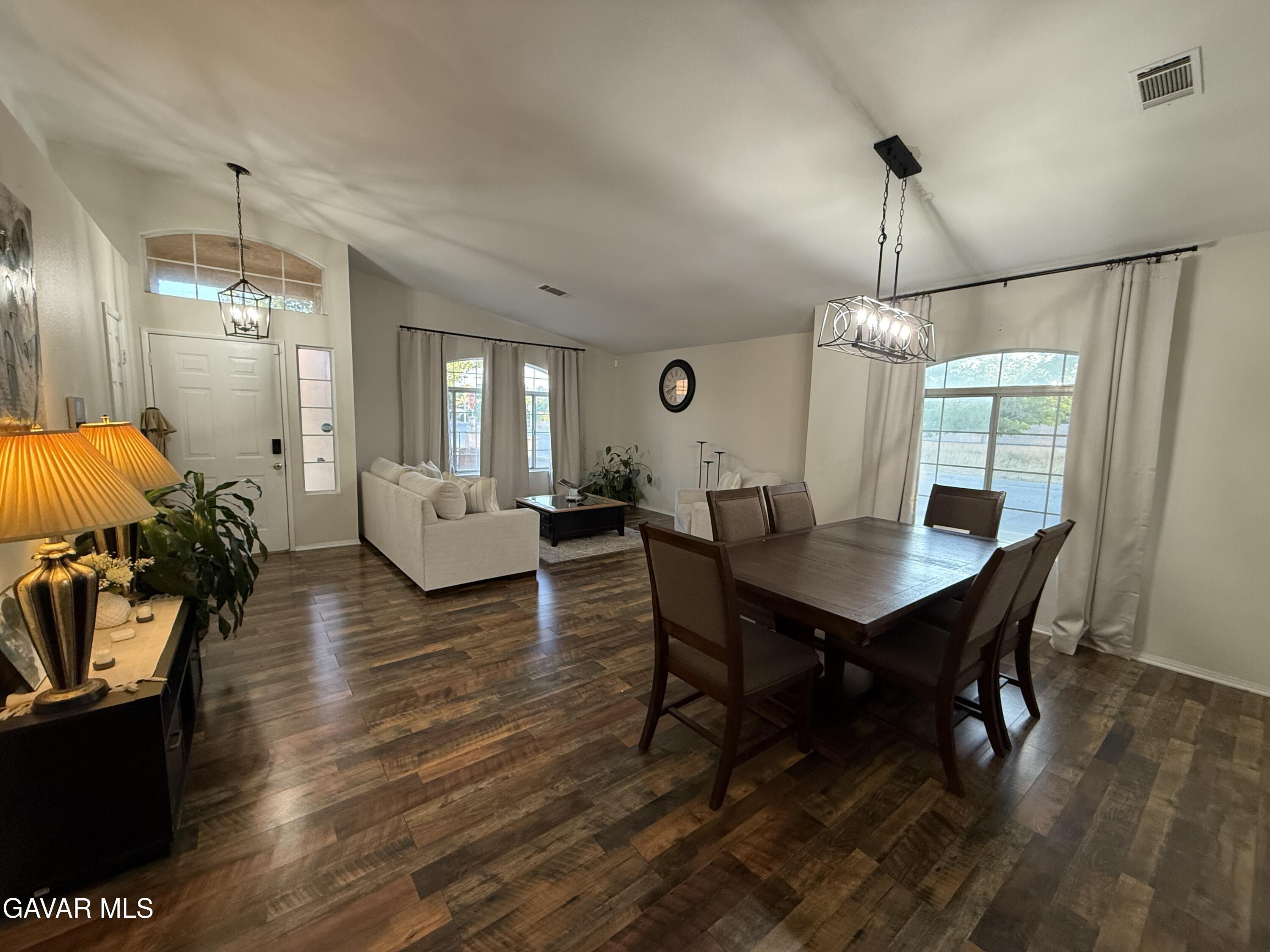 1705 Lightcap Street Property Photo 6