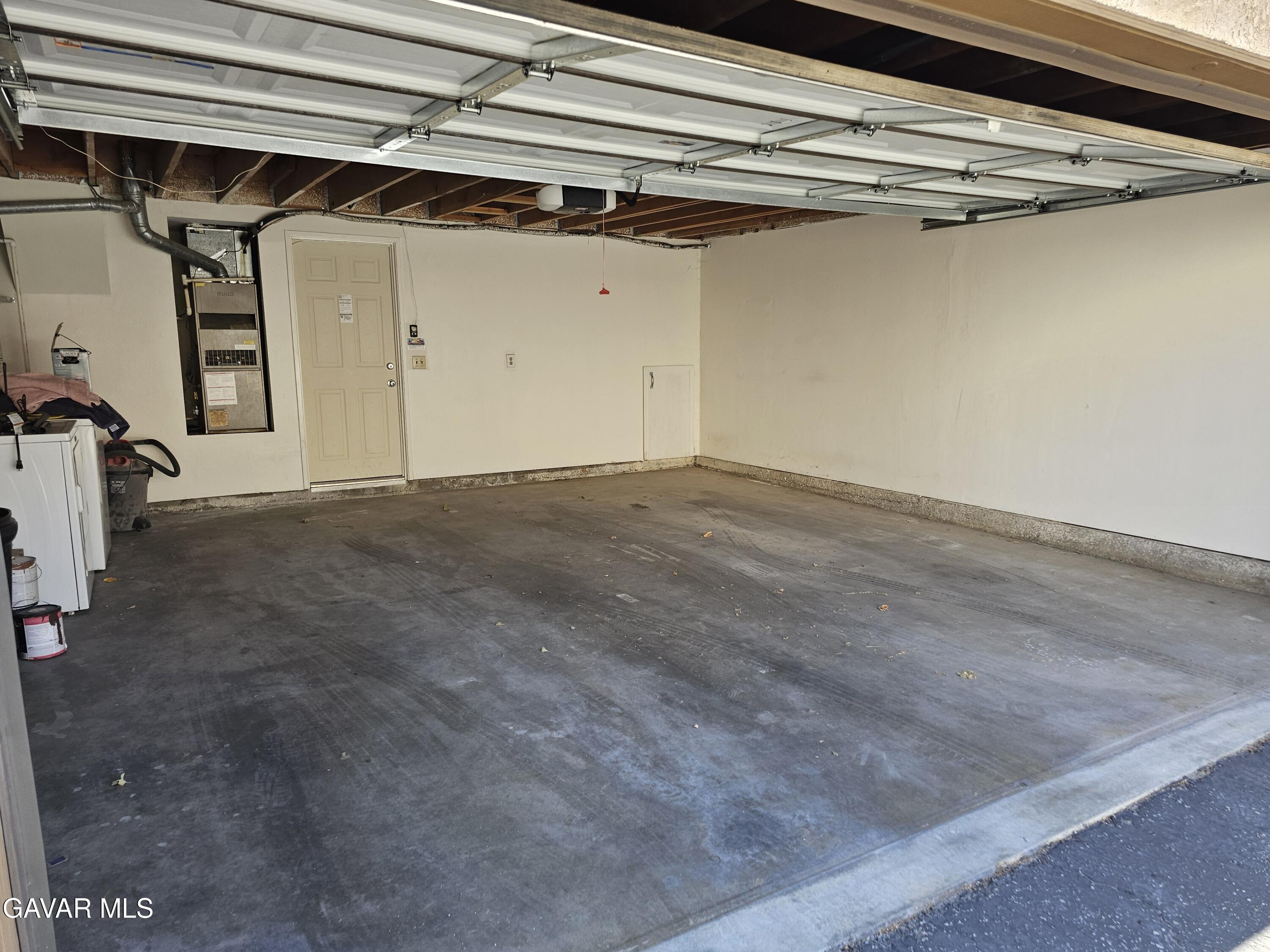 1840 E Avenue J2, Apt 3 Property Photo 24