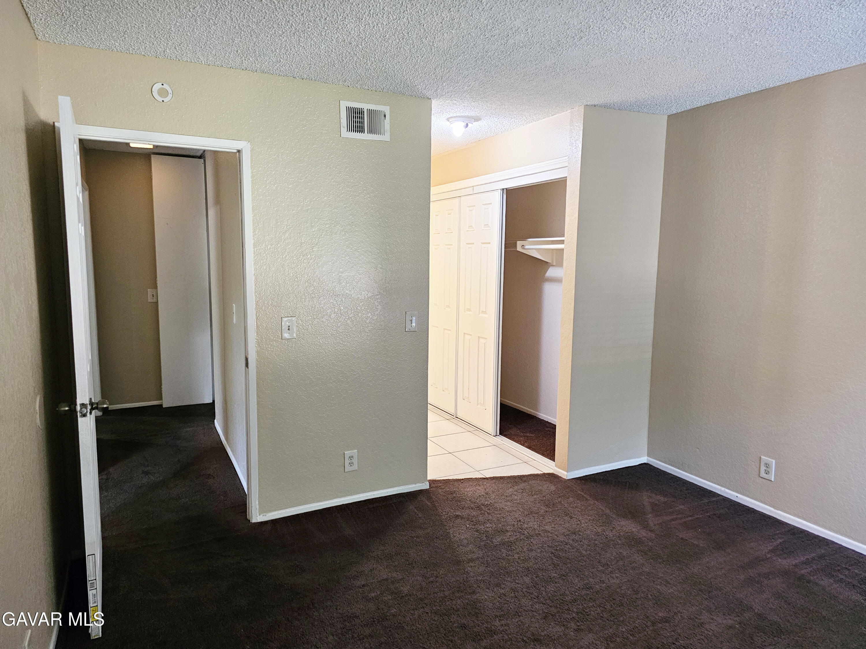 2554 Olive Drive, Apt 10 Property Photo 11