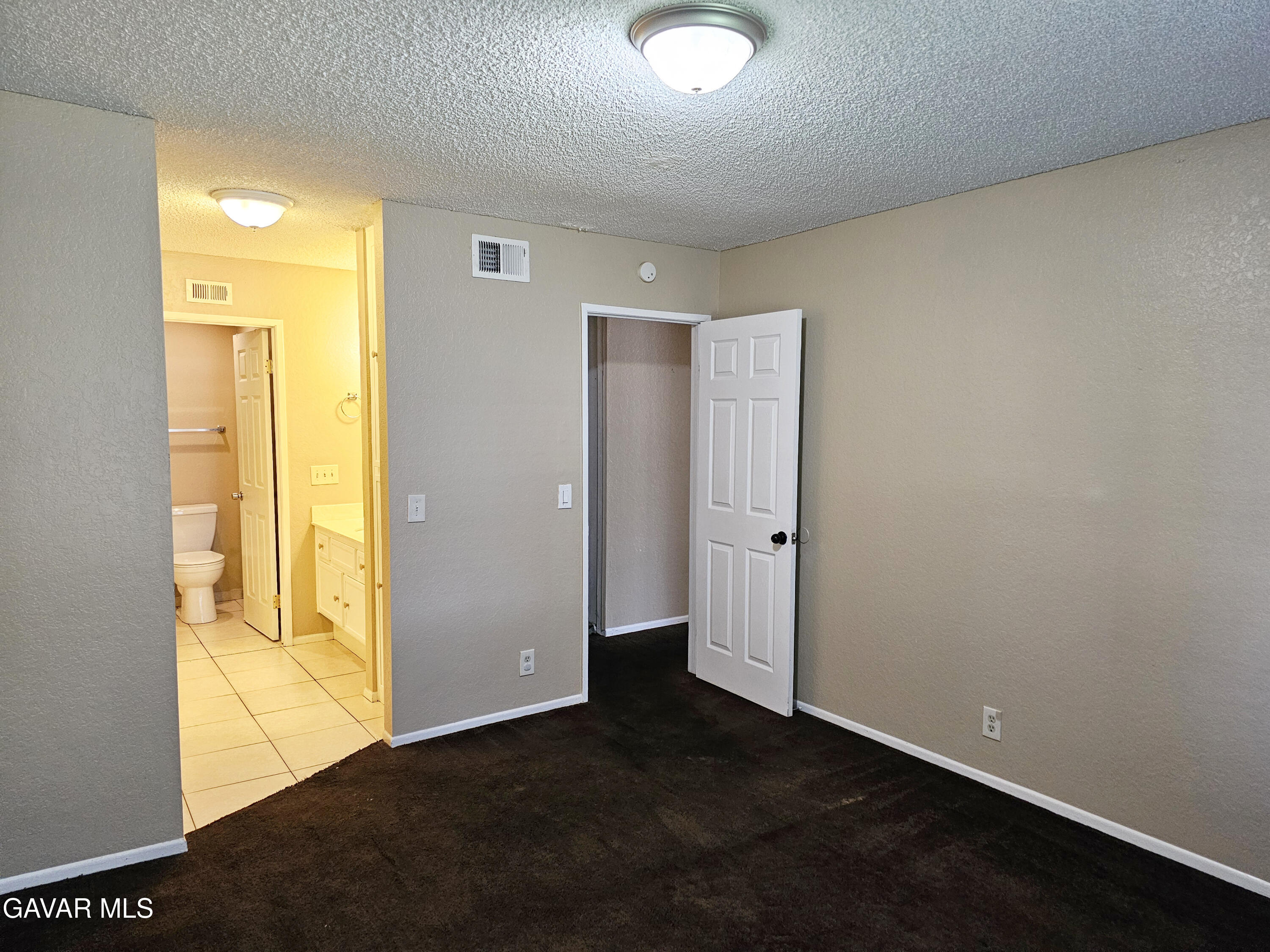 2554 Olive Drive, Apt 10 Property Photo 18