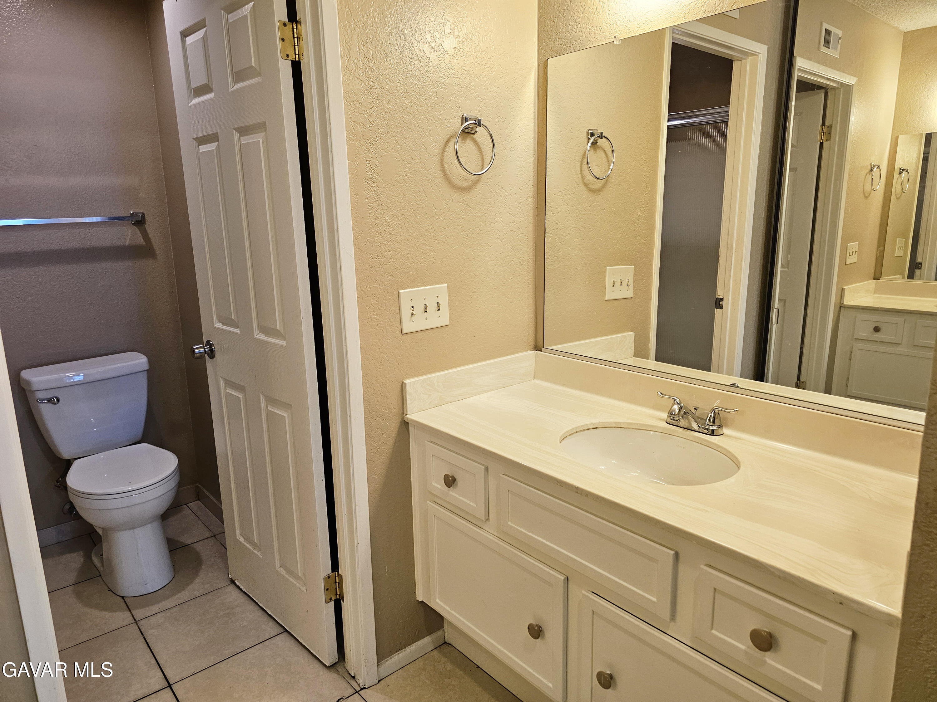 2554 Olive Drive, Apt 10 Property Photo 21