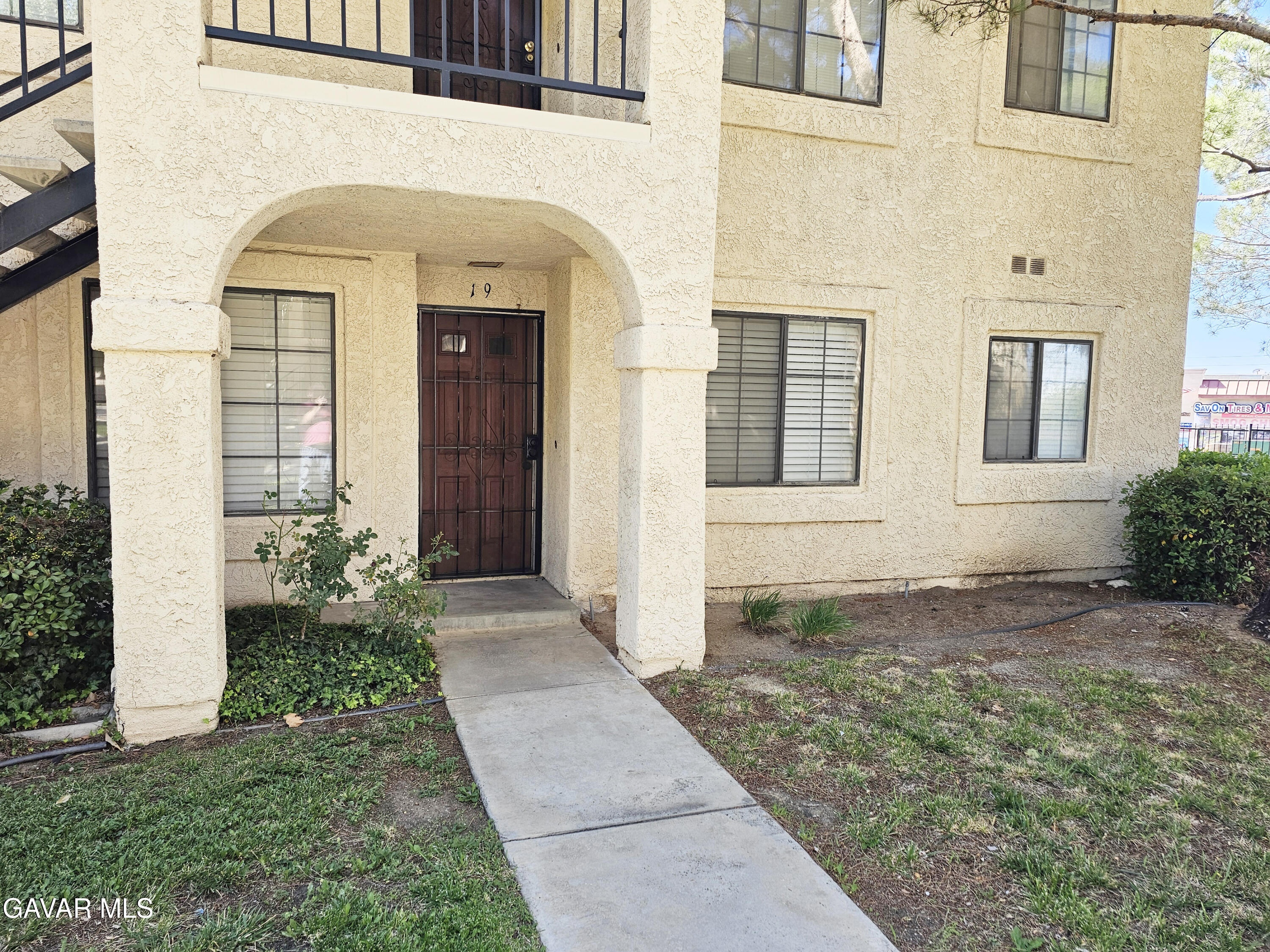 2554 Olive Drive, Apt 19 Property Photo 2