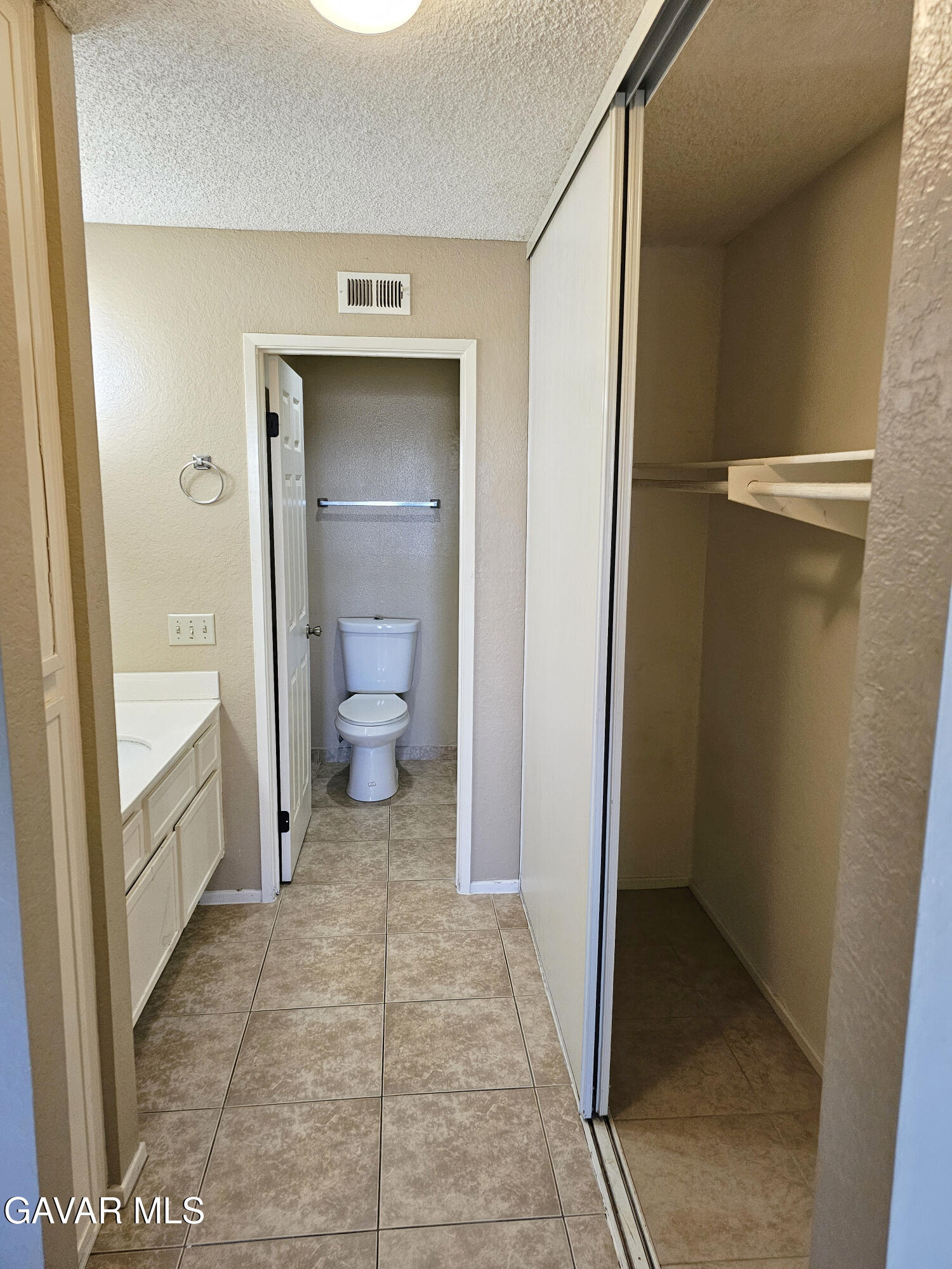 2554 Olive Drive, Apt 19 Property Photo 21