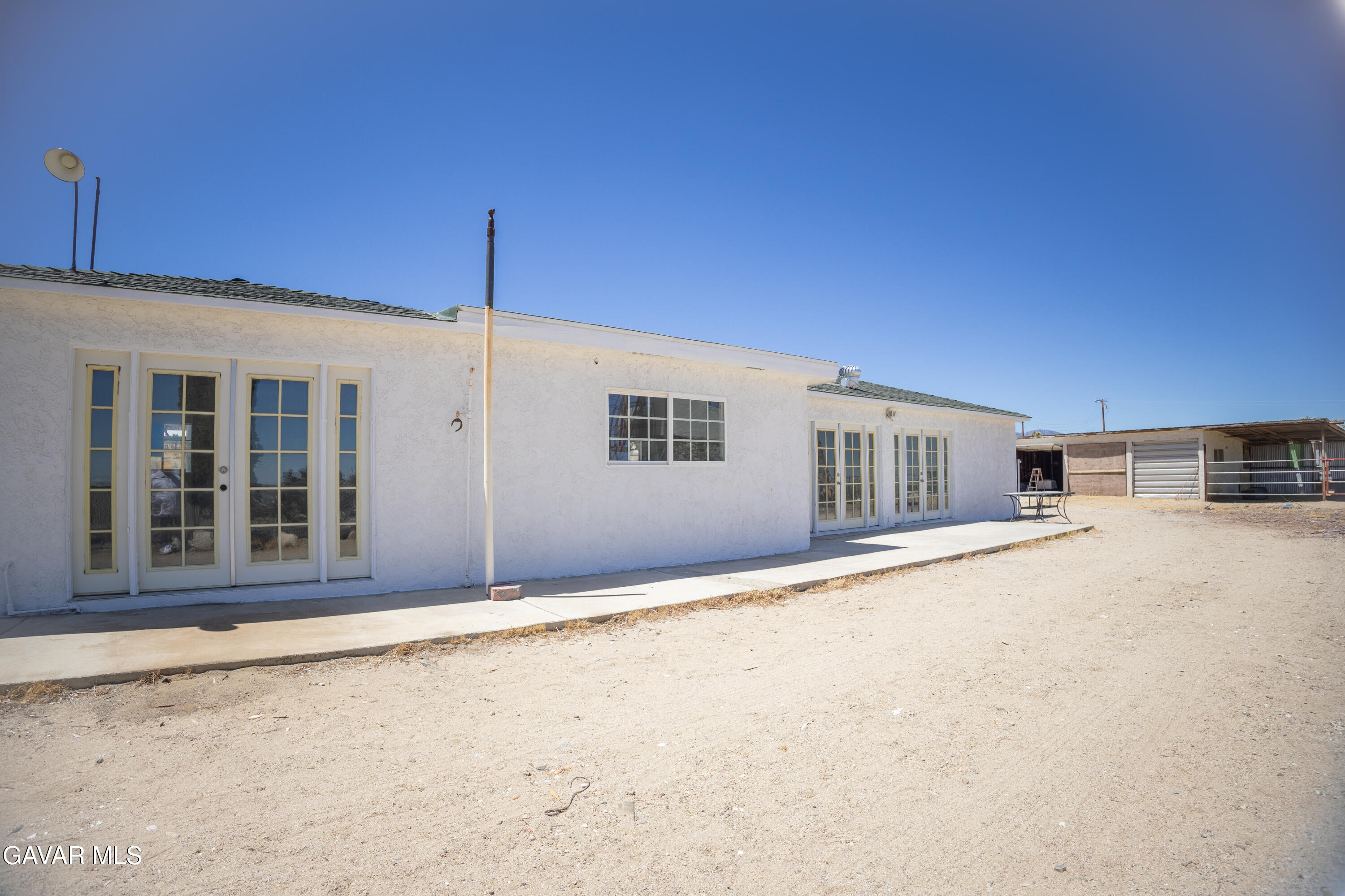 31300 233rd Street Property Photo 1