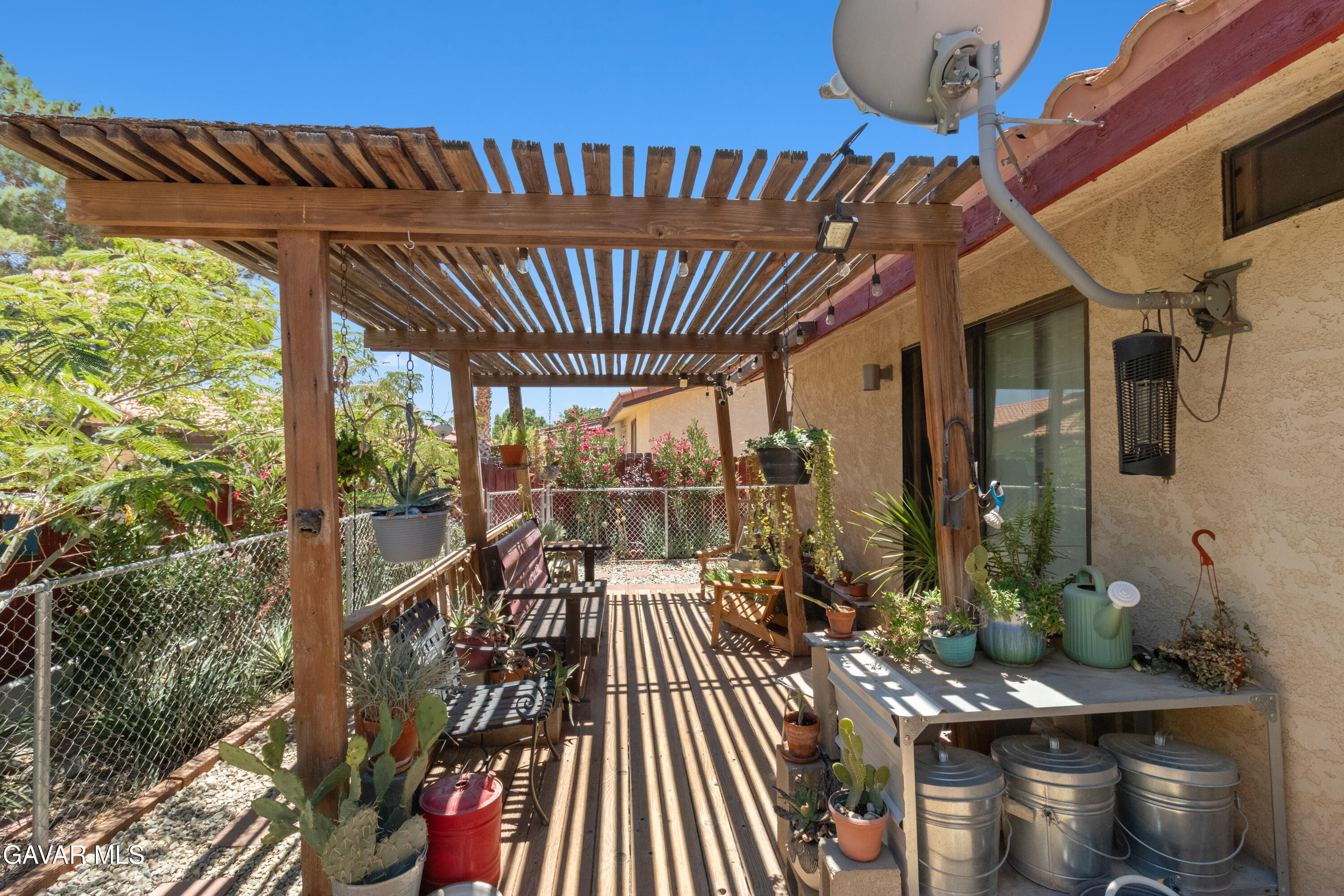 14324 Lear Street Property Photo 4