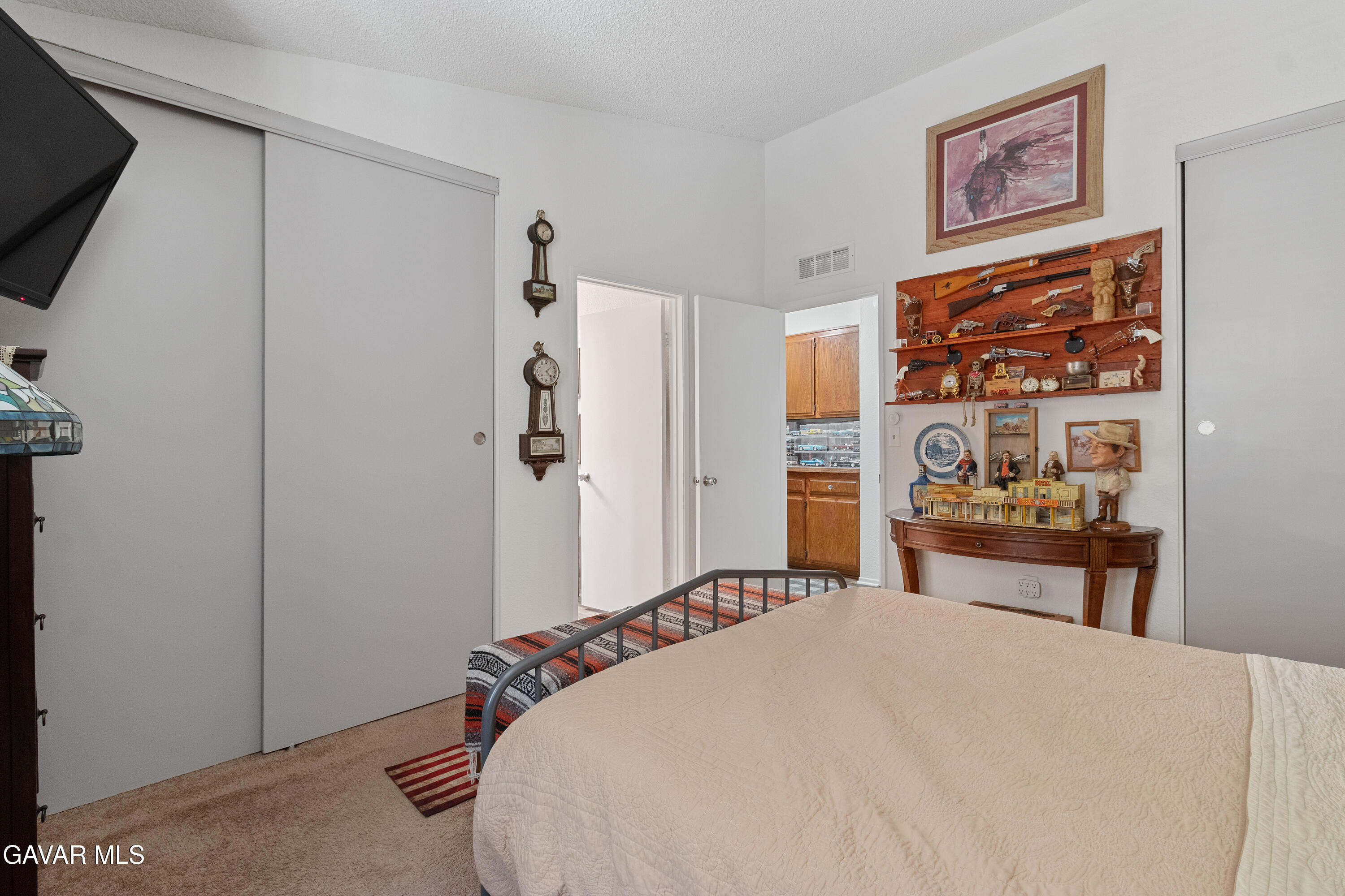 14324 Lear Street Property Photo 9