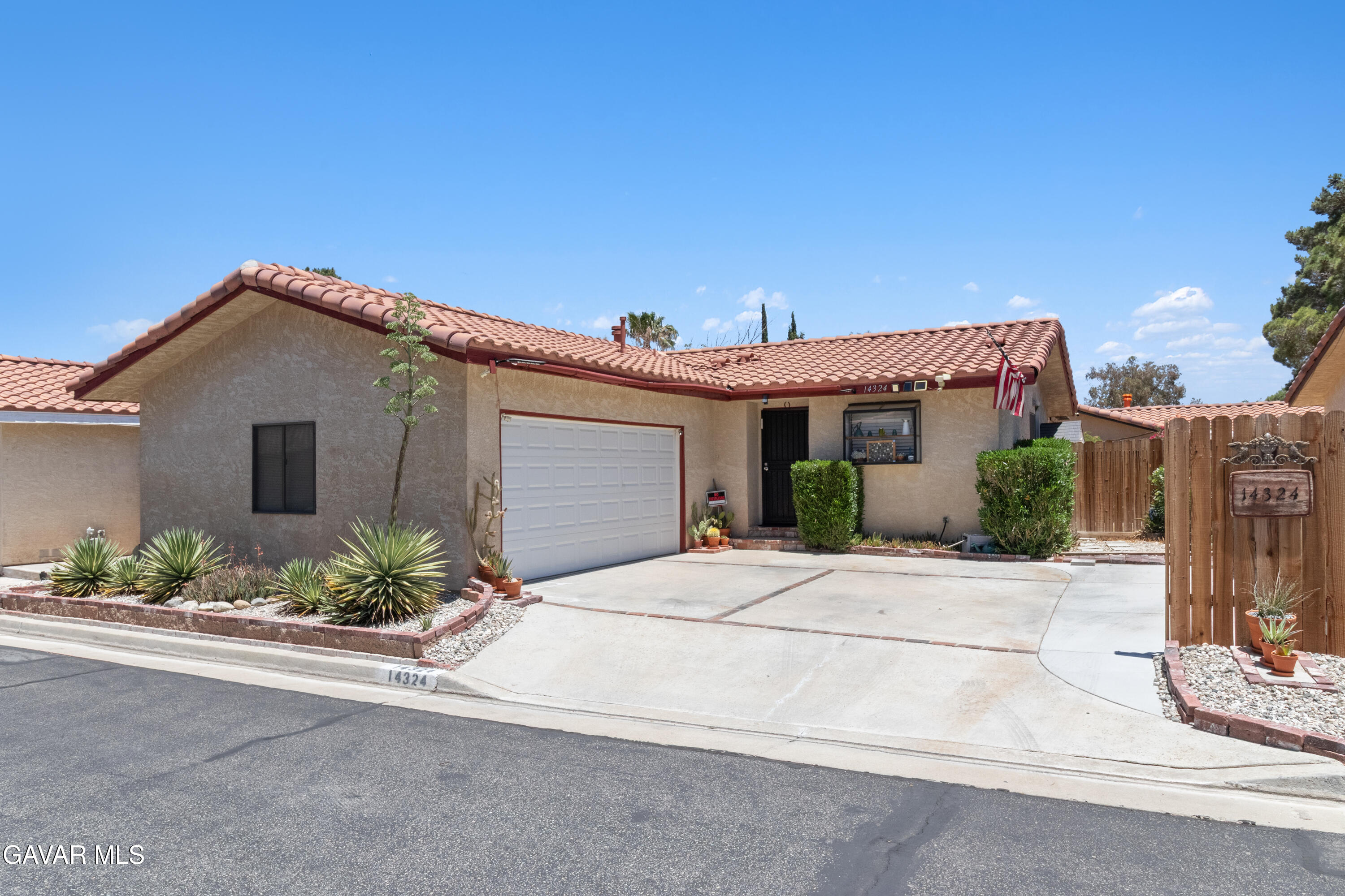 14324 Lear Street Property Photo 14