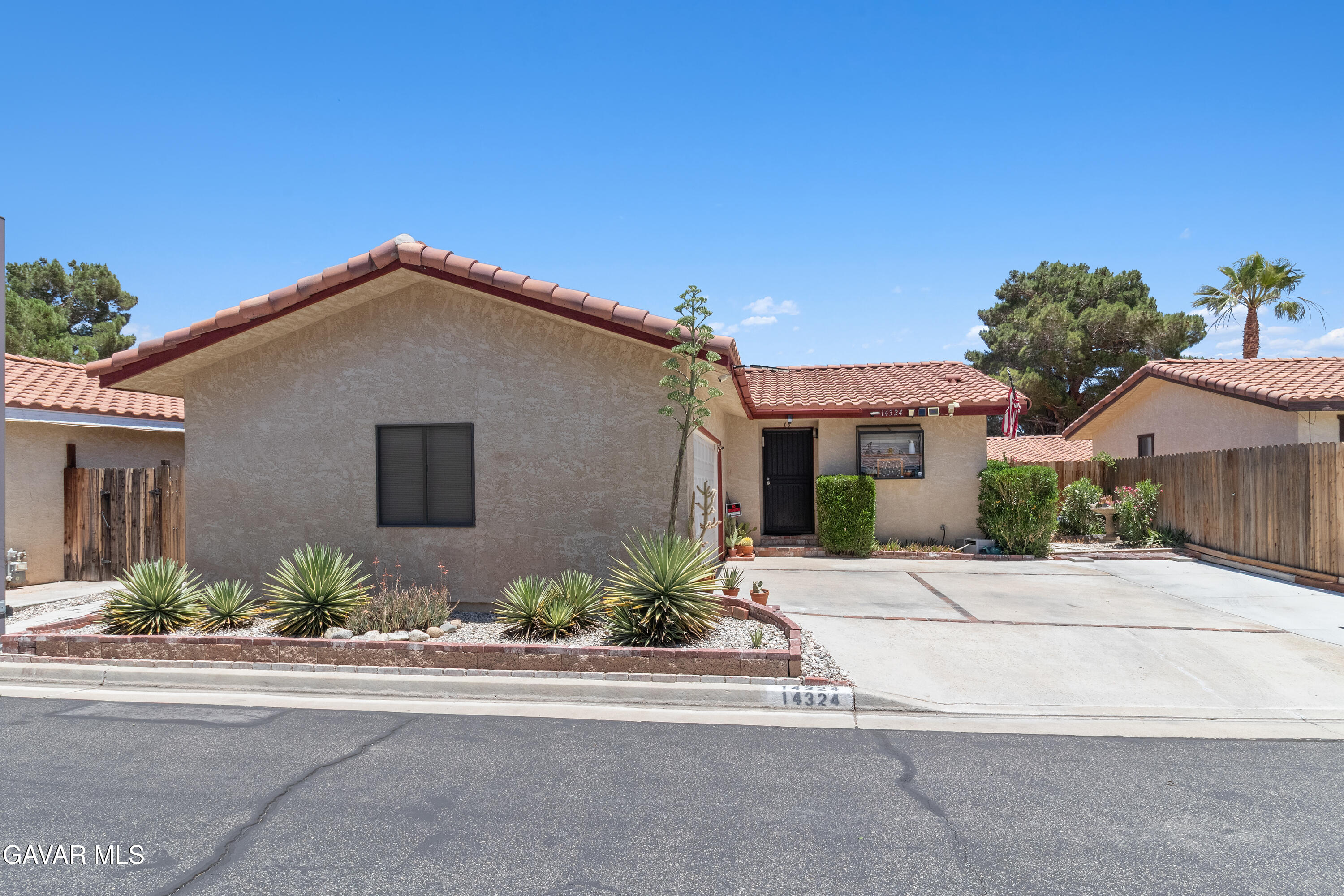 14324 Lear Street Property Photo 15