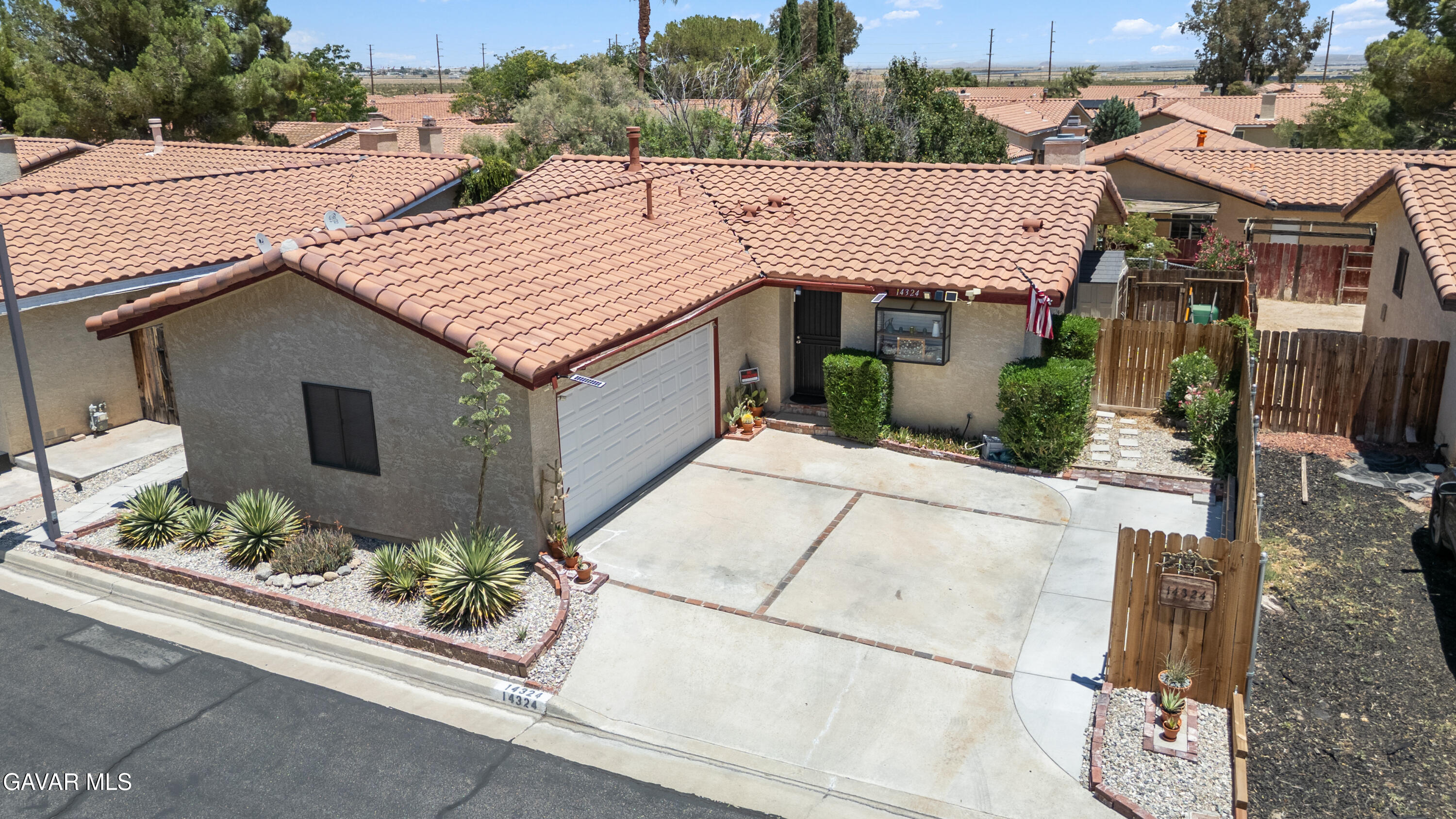 14324 Lear Street Property Photo 17