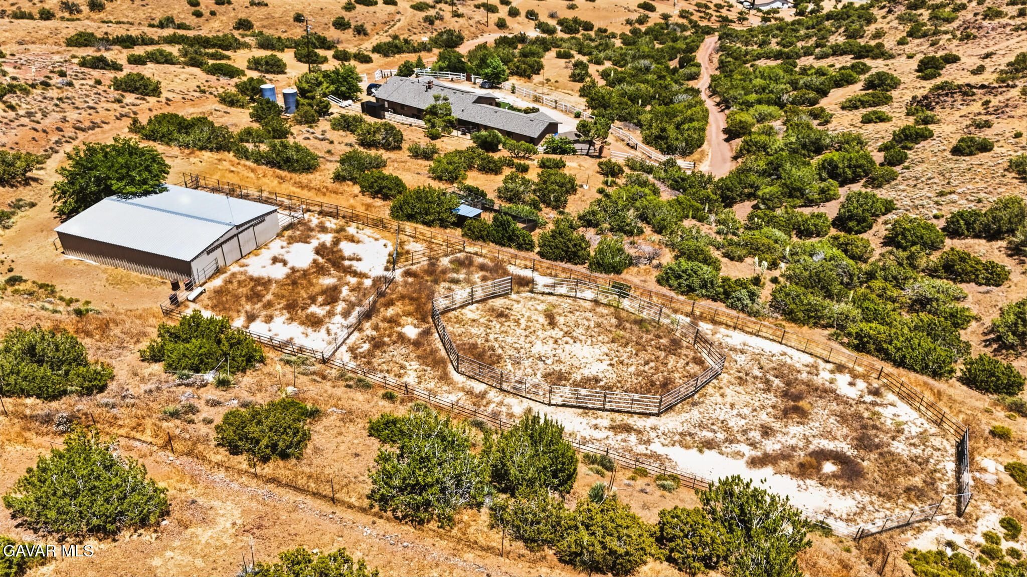 1661 Twin Butte Road Property Photo 6