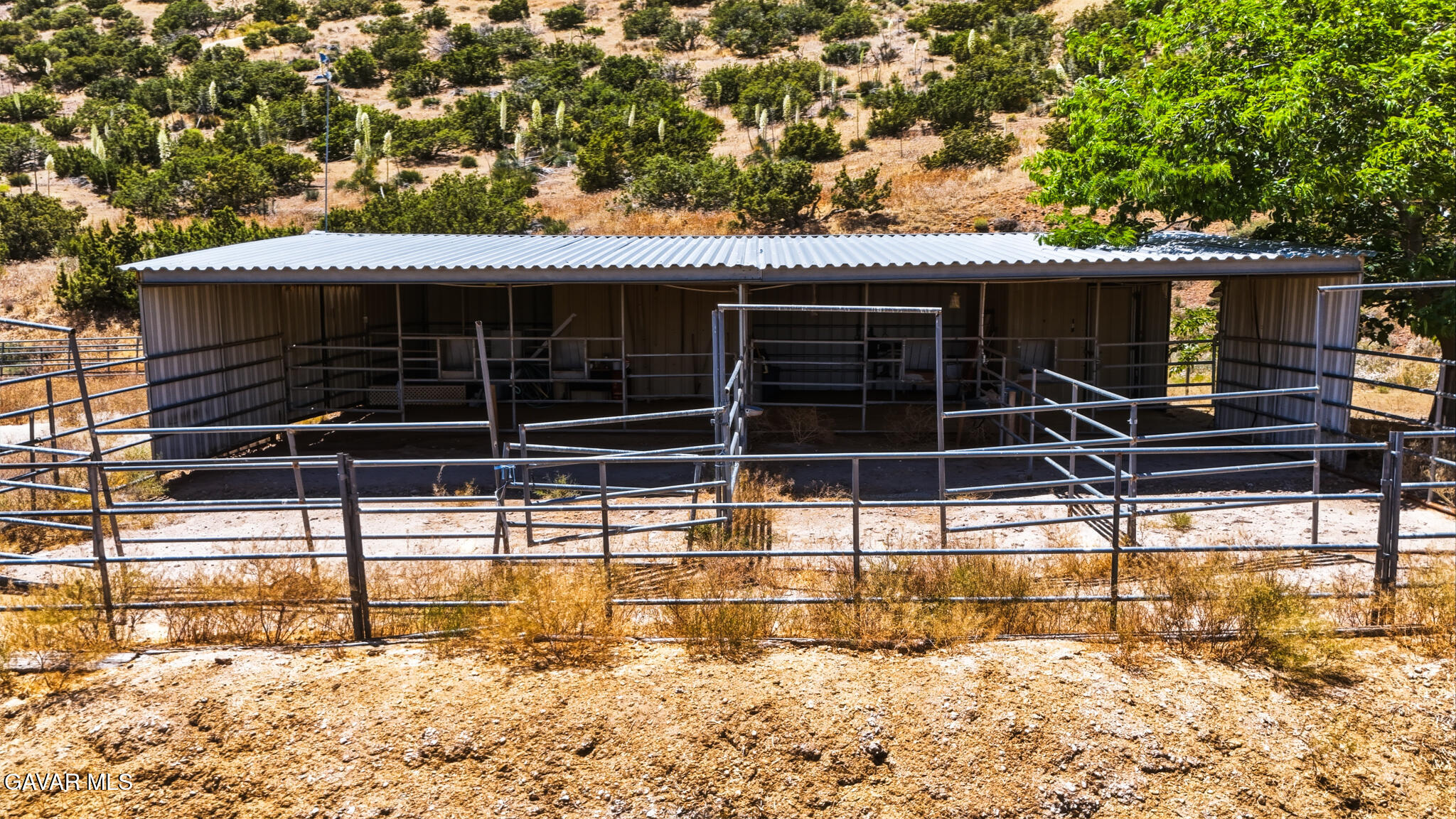 1661 Twin Butte Road Property Photo 8