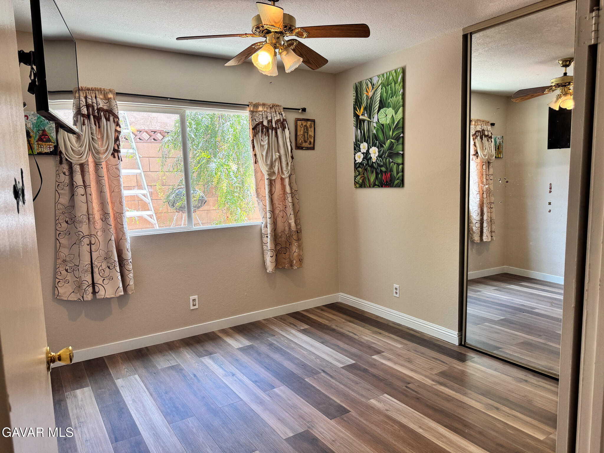 36648 Spanish Broom Drive Property Photo 10
