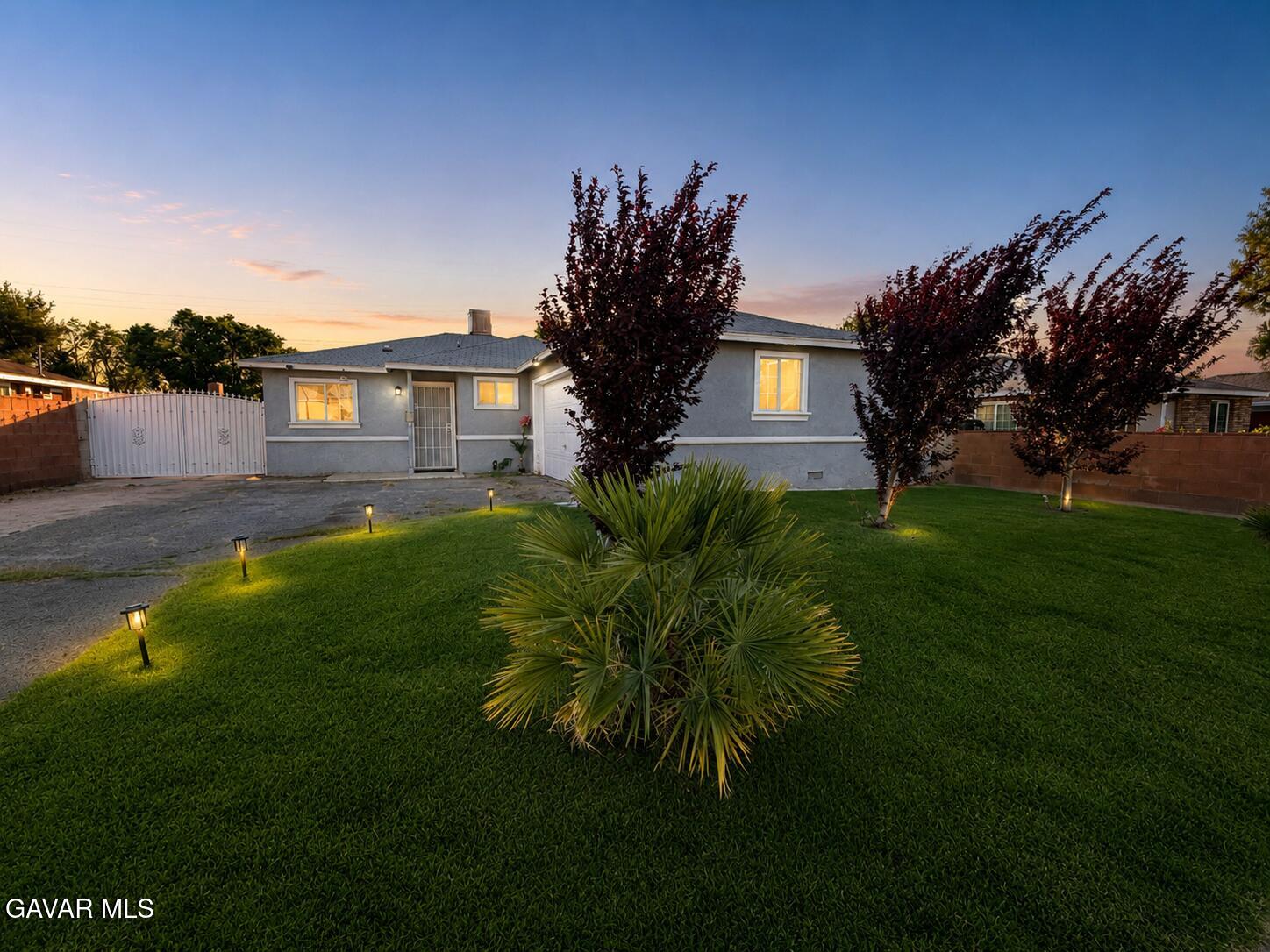 44363 3rd Street Property Photo 1
