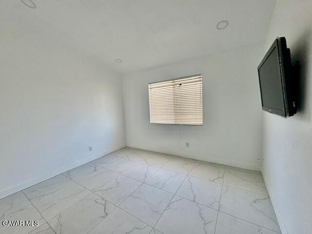 44543 Overland Avenue Property Photo 8