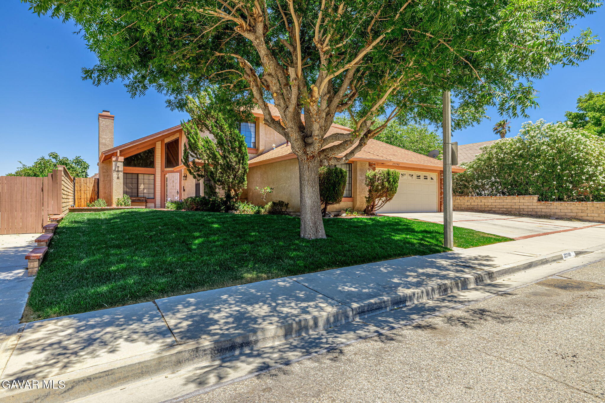 37740 Mountainside Drive Property Photo 2