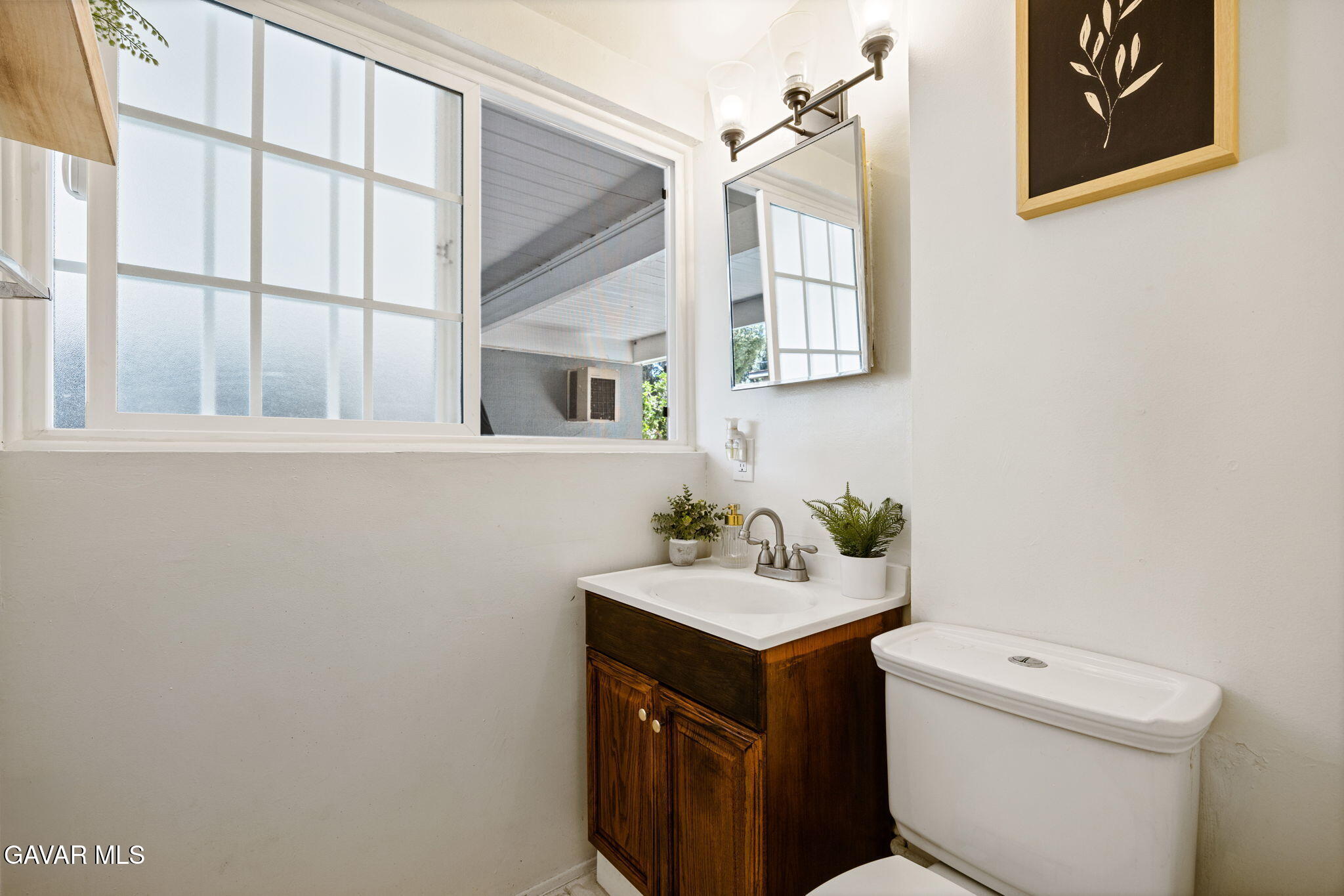 6579 Hillside Avenue Property Photo 13