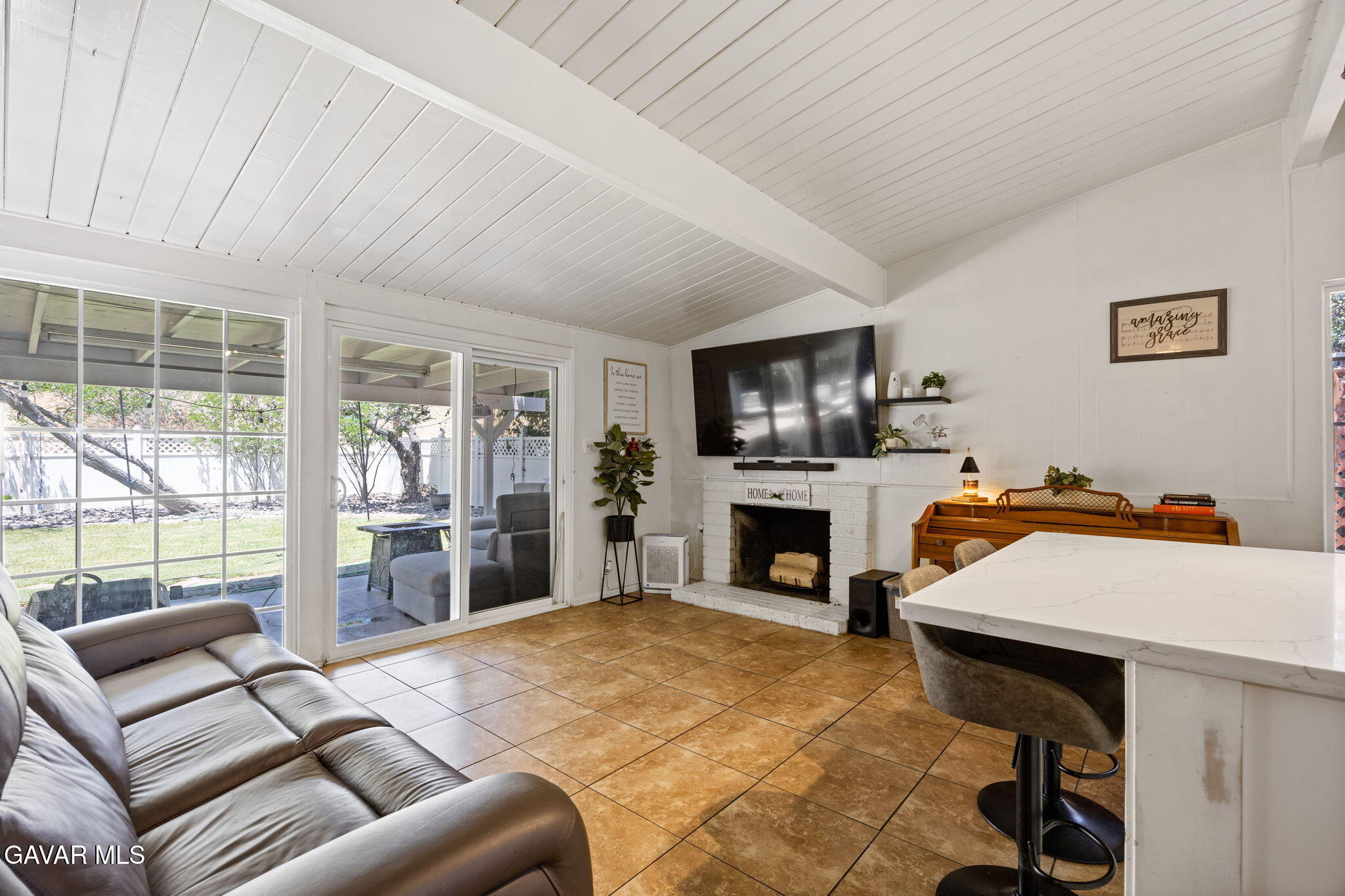 6579 Hillside Avenue Property Photo 14