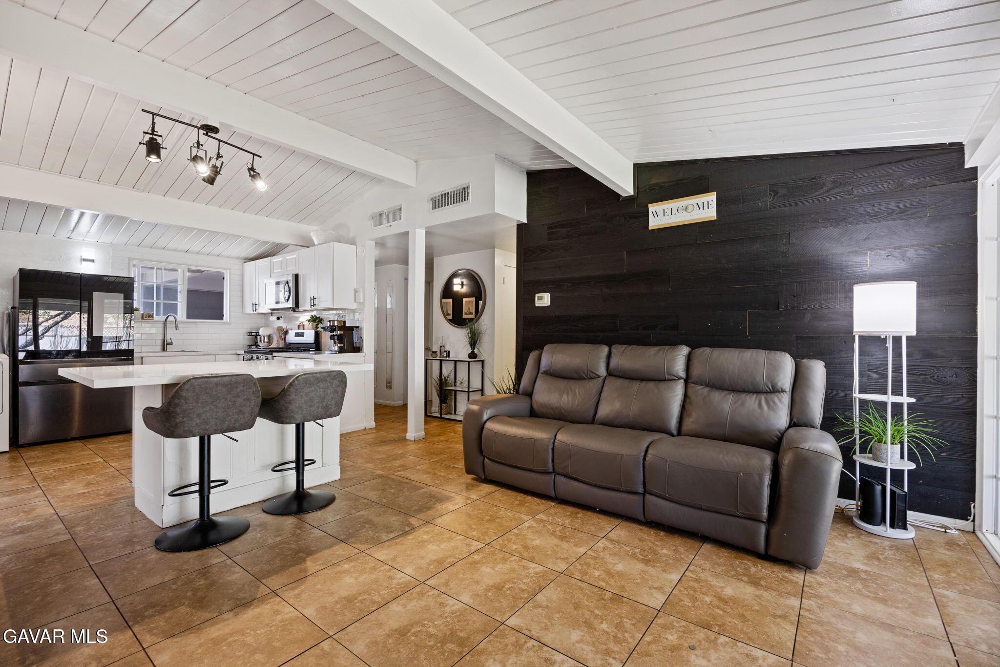 6579 Hillside Avenue Property Photo 16
