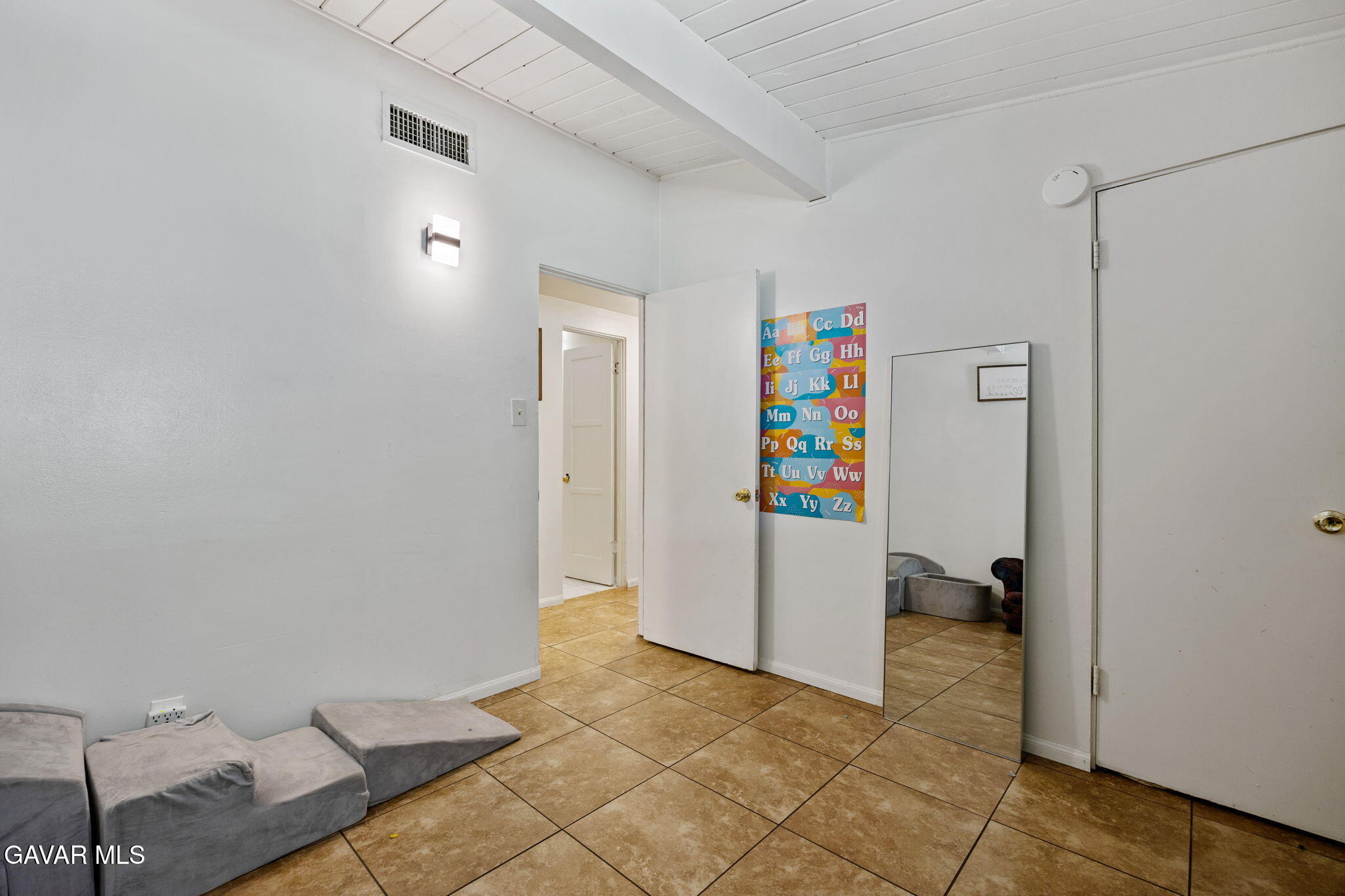 6579 Hillside Avenue Property Photo 21