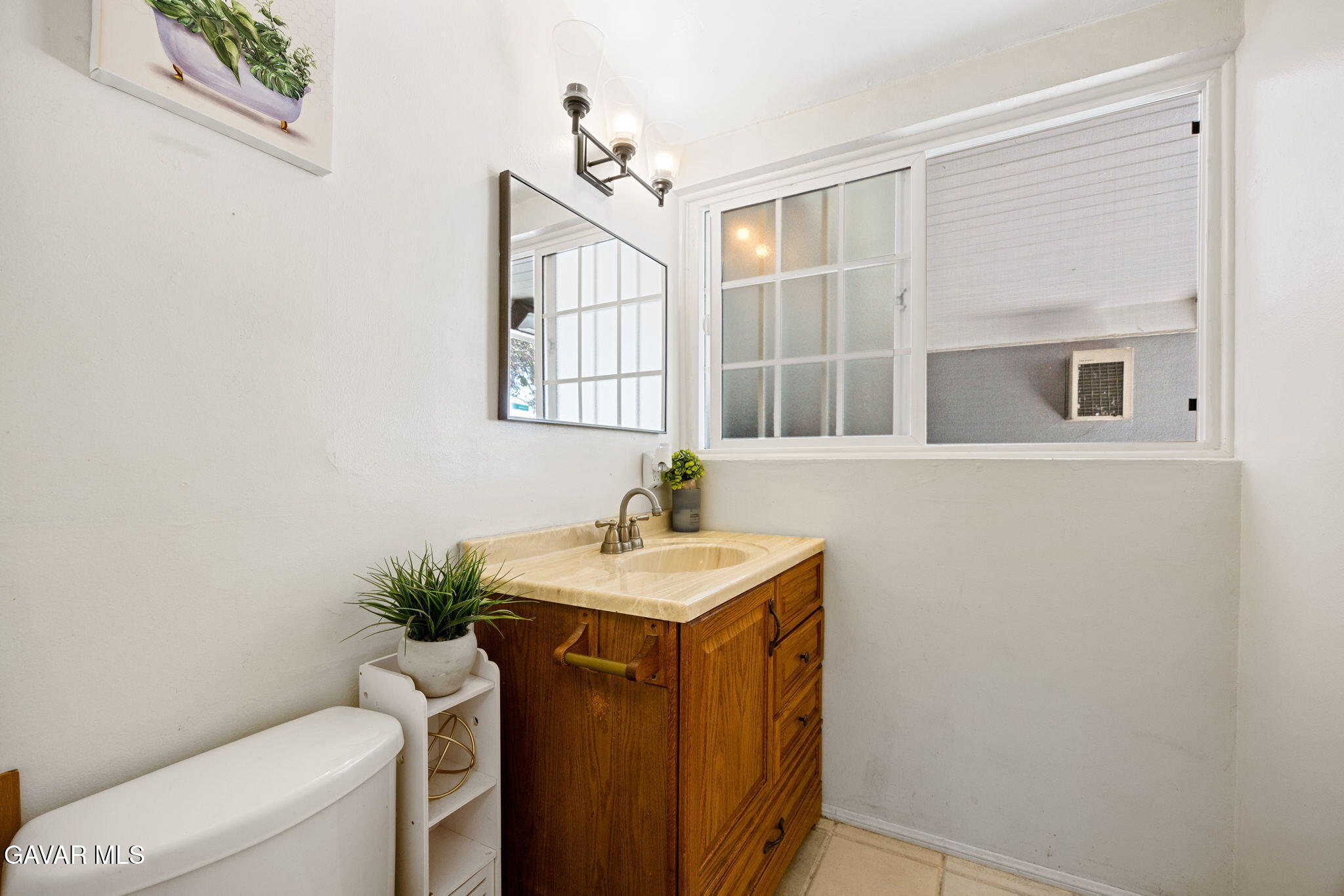 6579 Hillside Avenue Property Photo 22