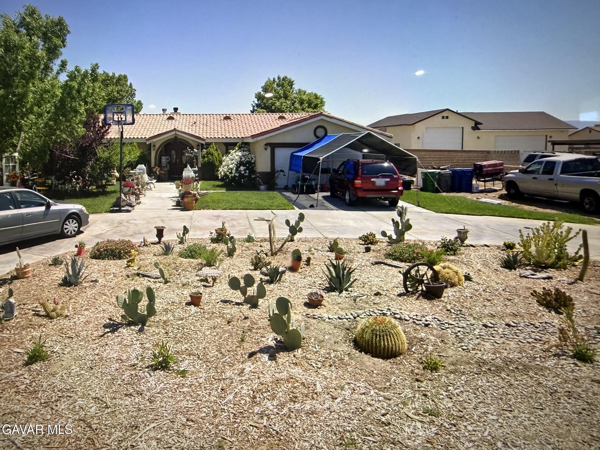 3226 E Avenue H10 Property Photo 1