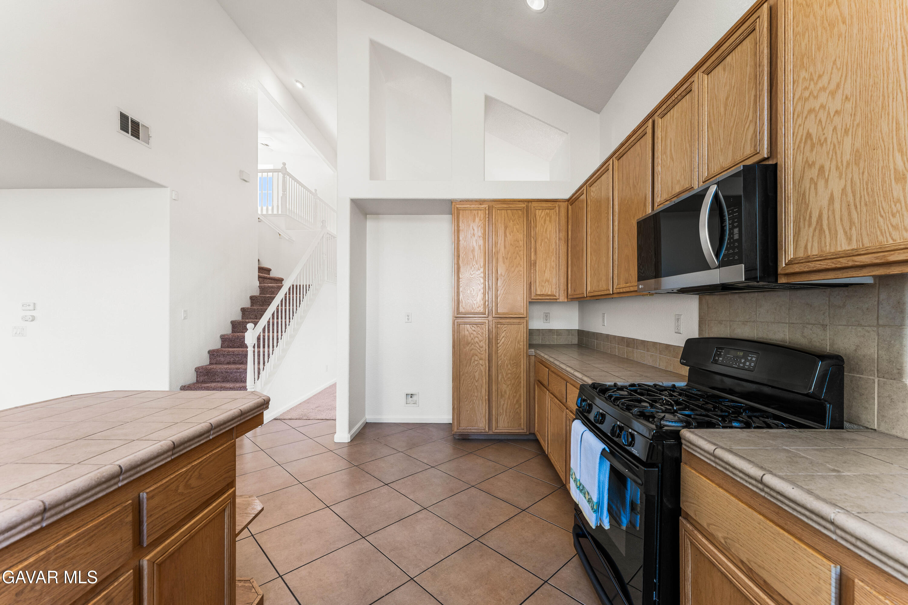 38208 Grant Drive Property Photo 19