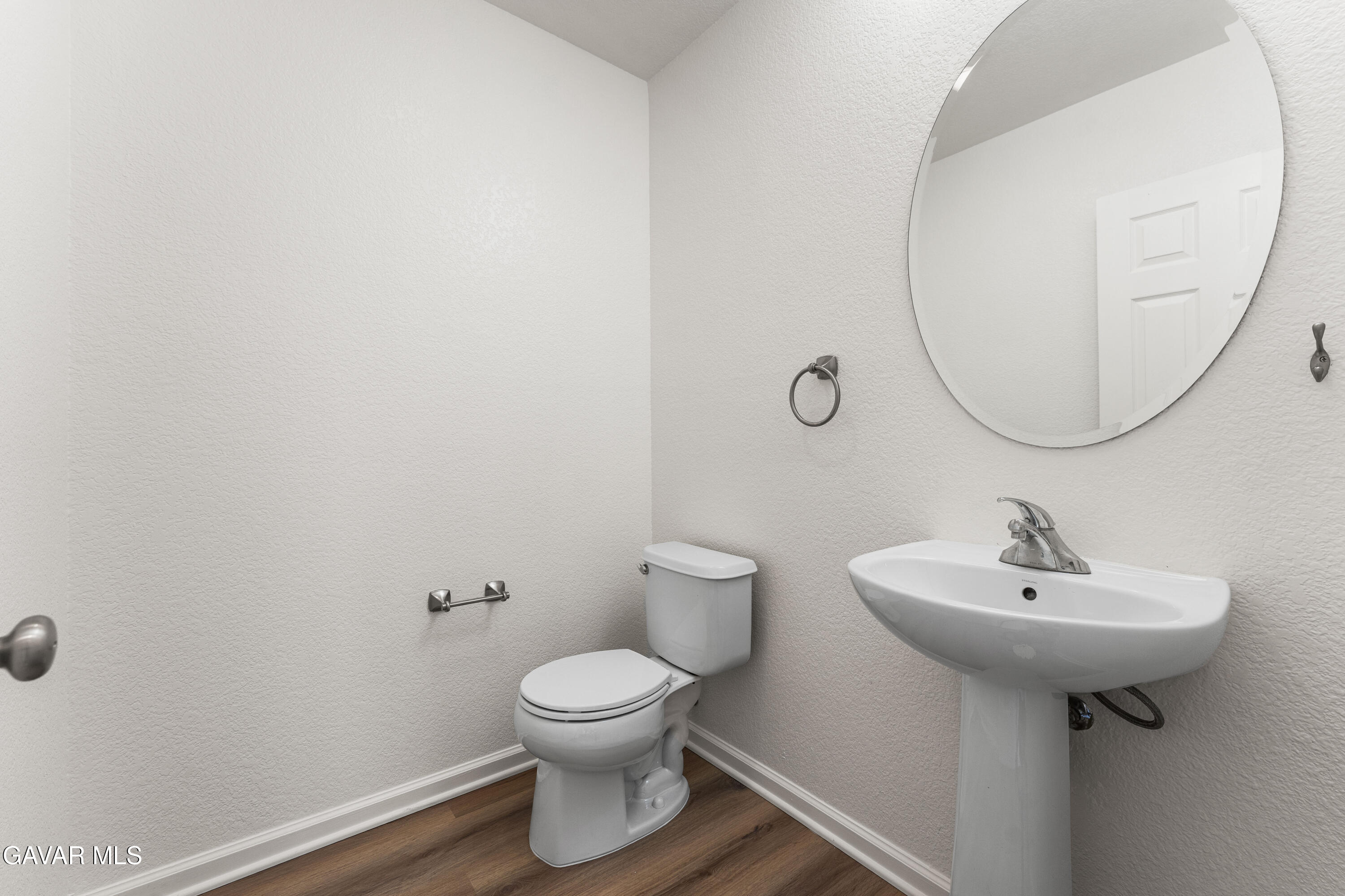 38208 Grant Drive Property Photo 22