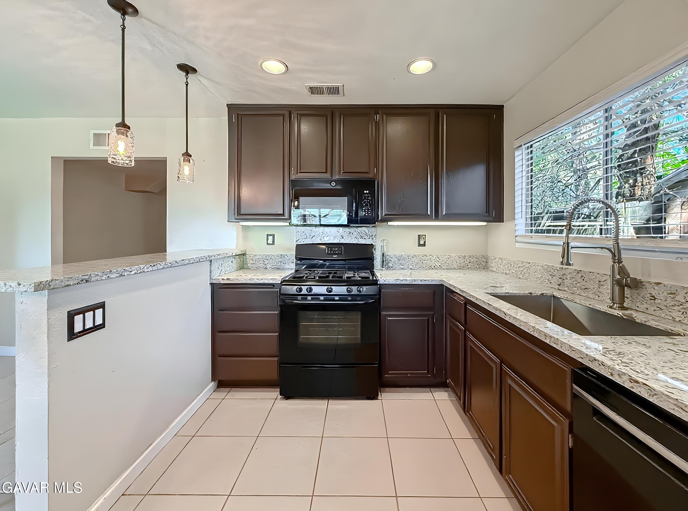 36772 Petra Drive Property Photo 13