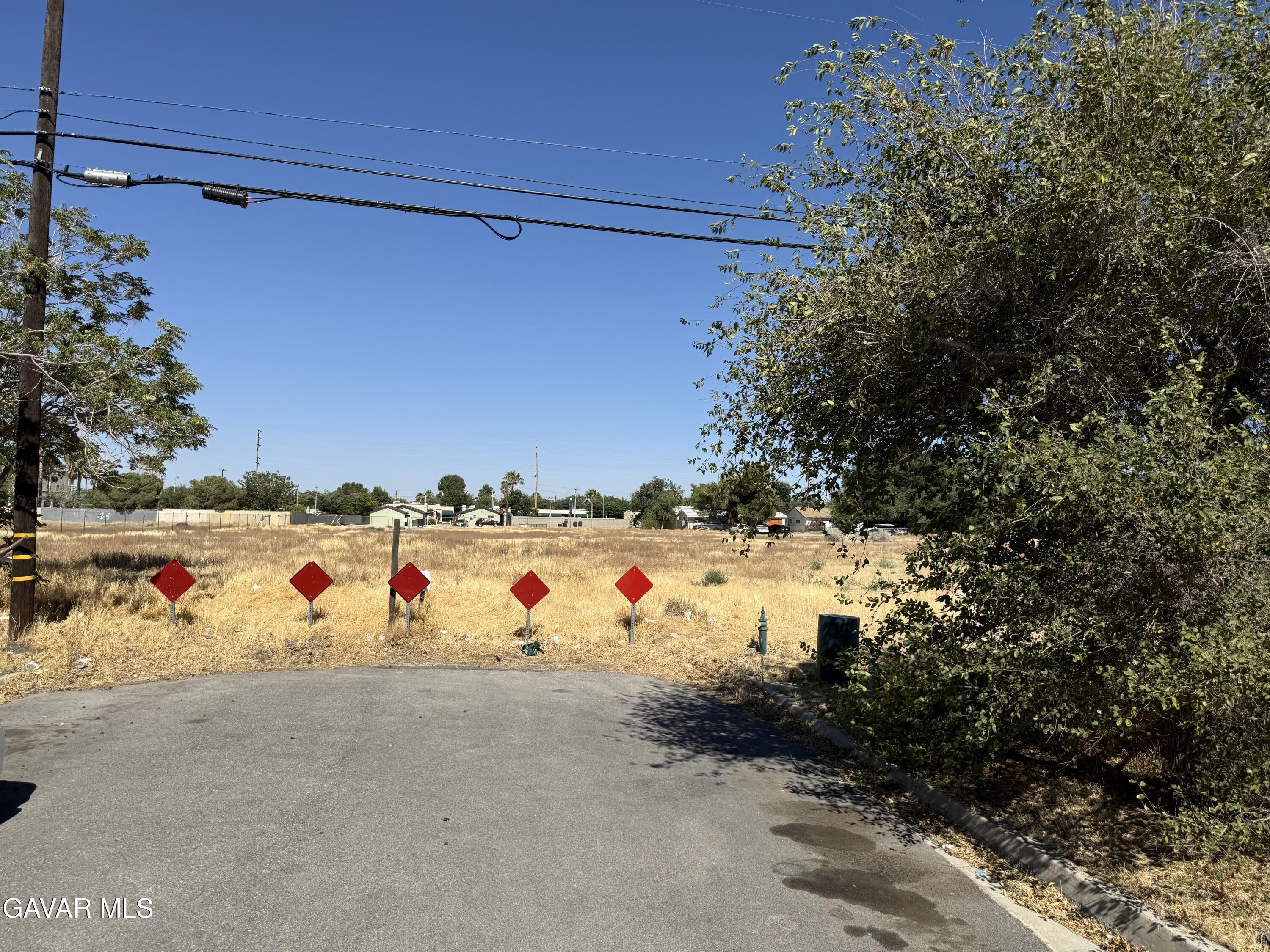 W Milling Property Photo 11